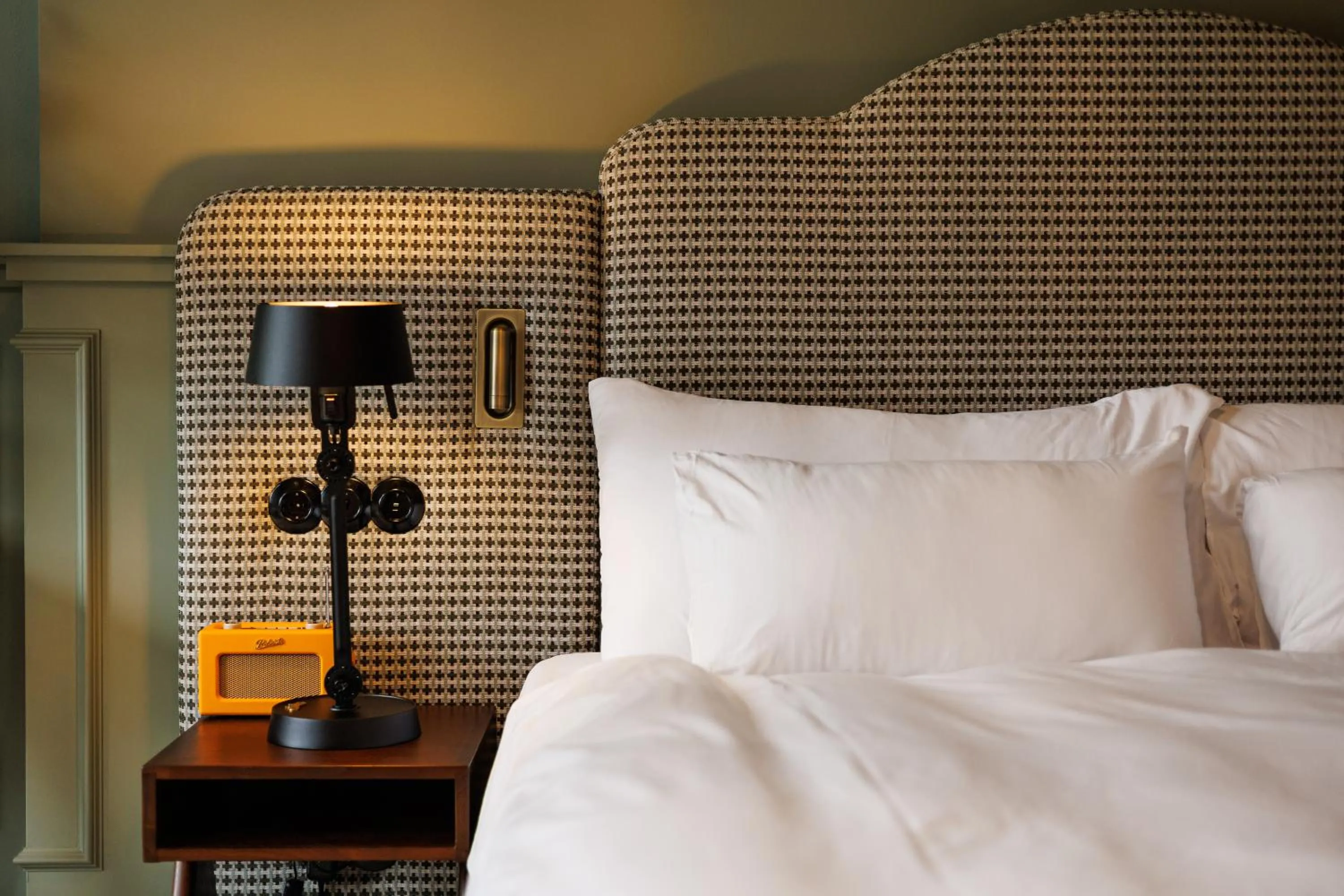 Bed in Uylenhof Hotel