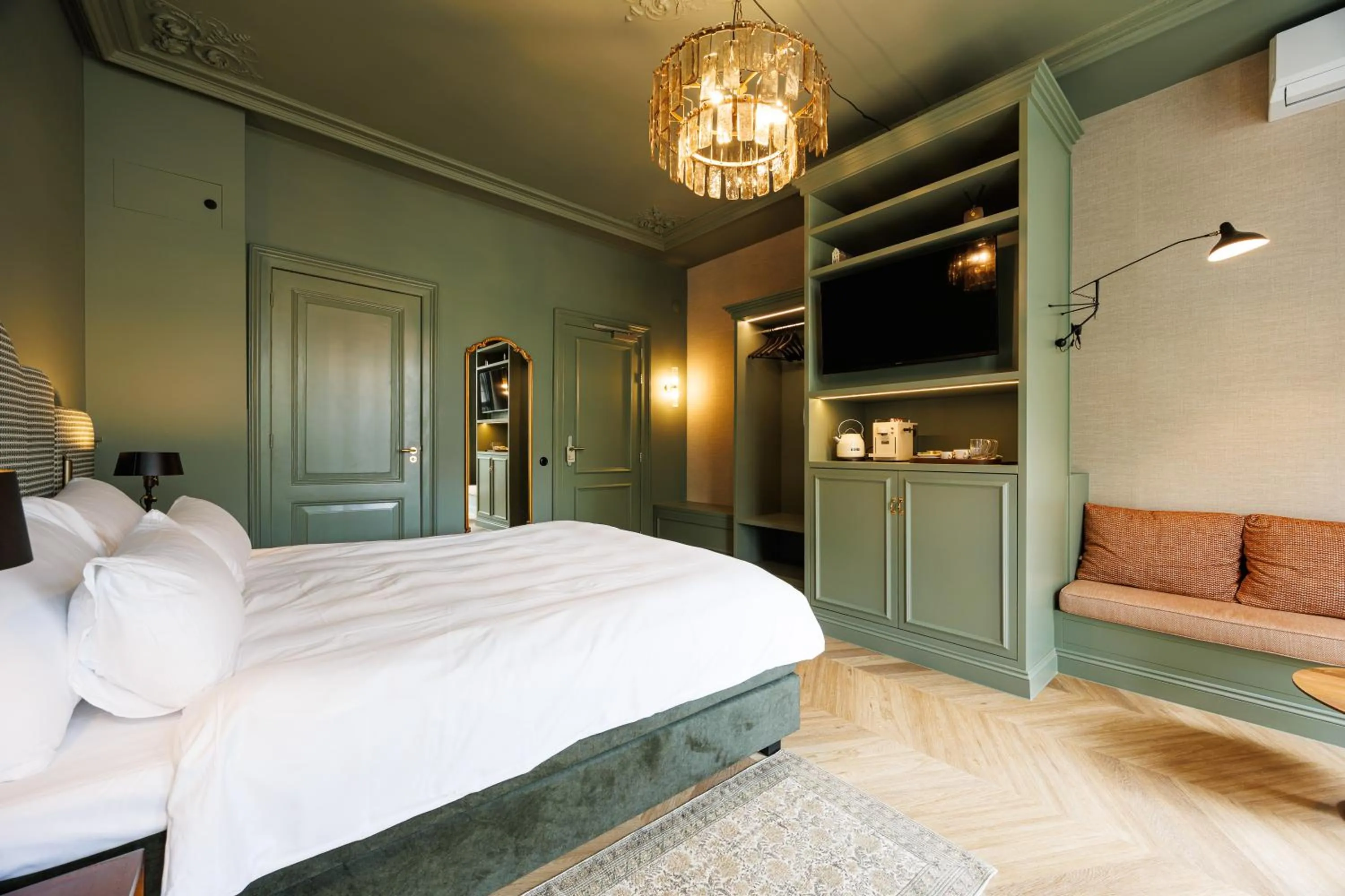 Bed in Uylenhof Hotel