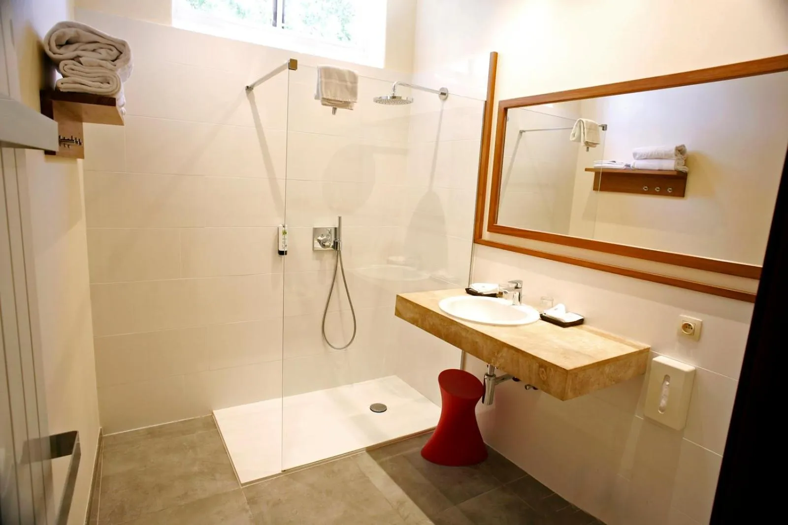 Shower in Hotel Adornes