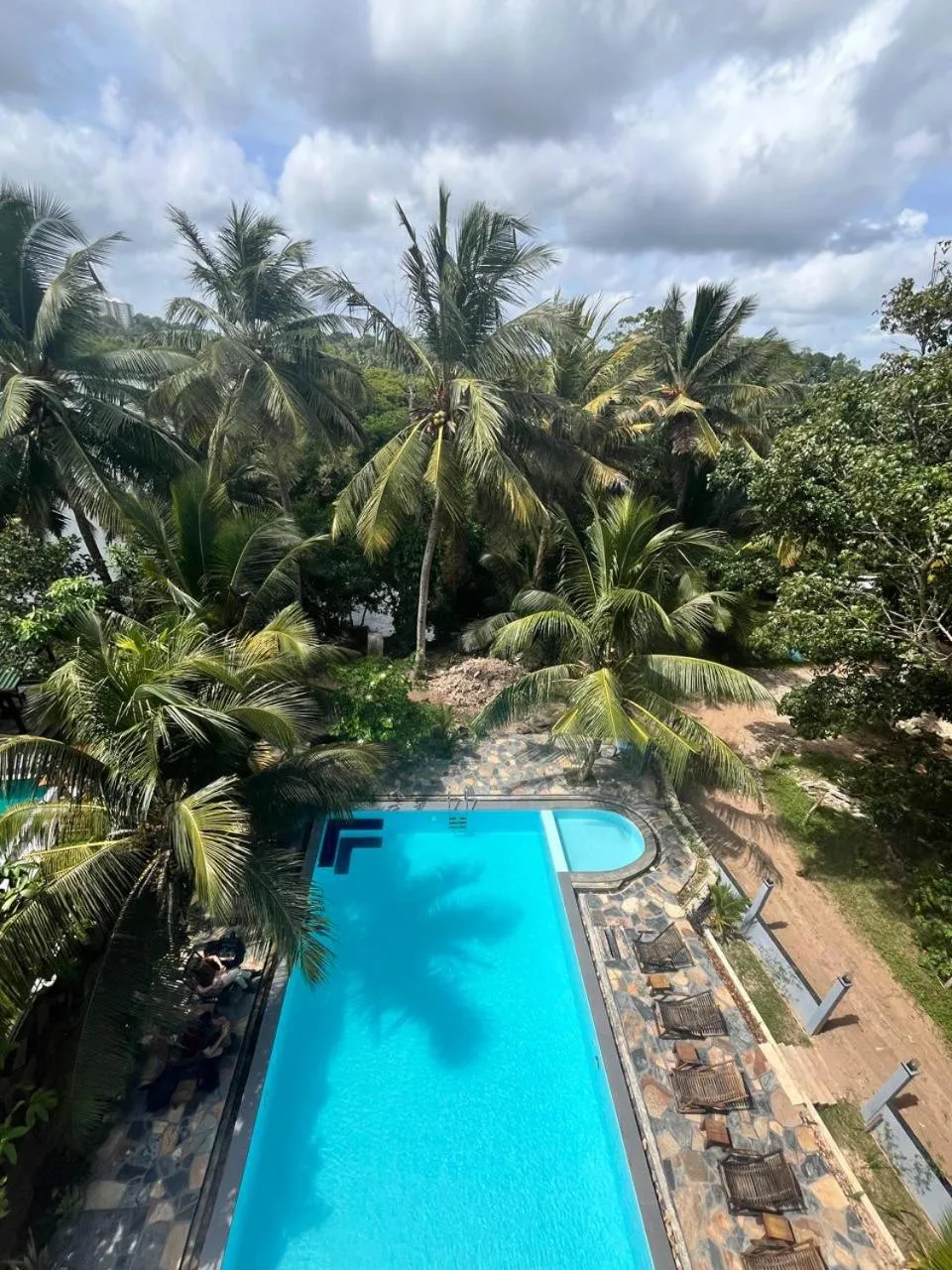 Deluxe Double Room with Balcony in Windy Garden