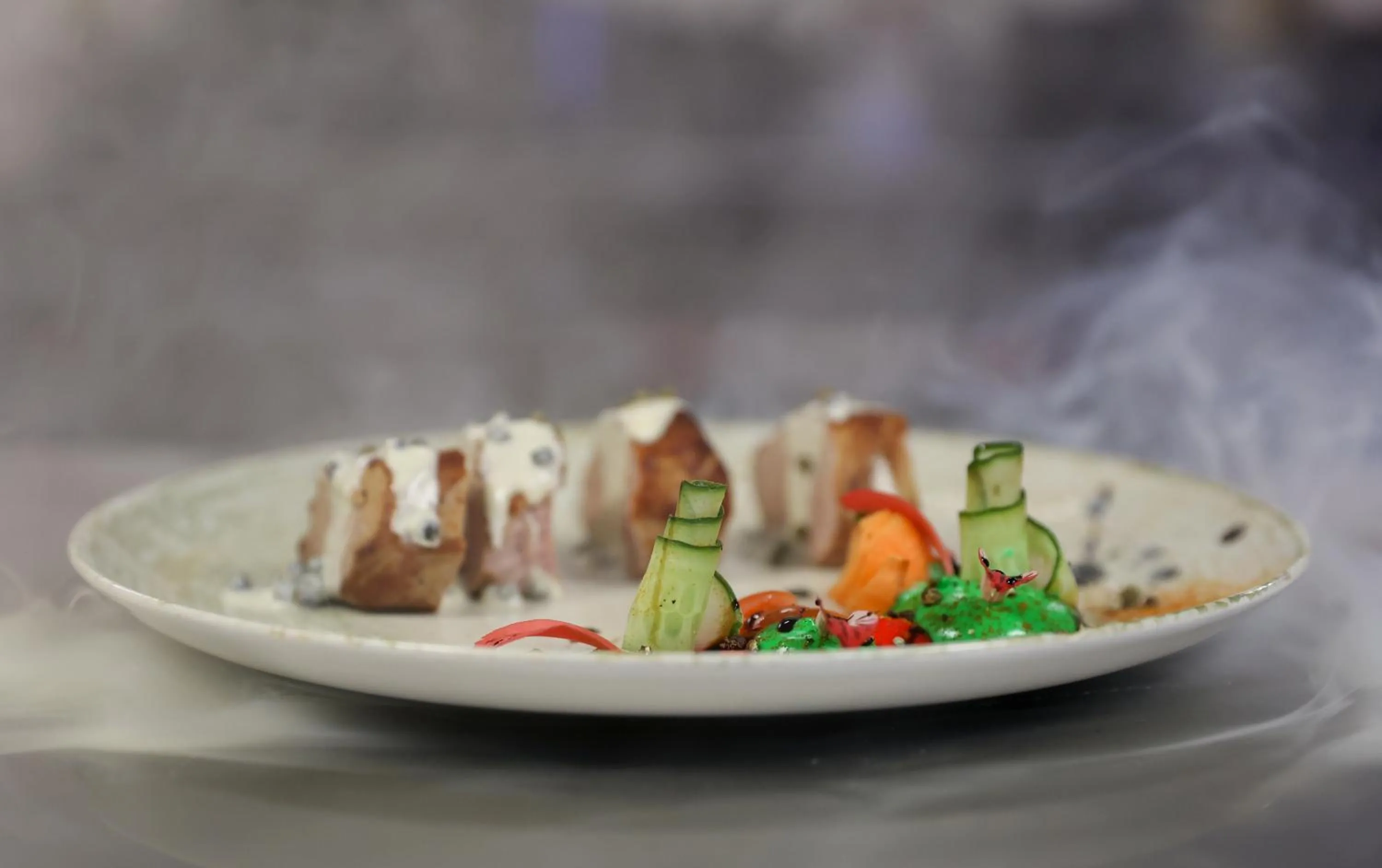 Restaurant/places to eat in Hotel Carmen