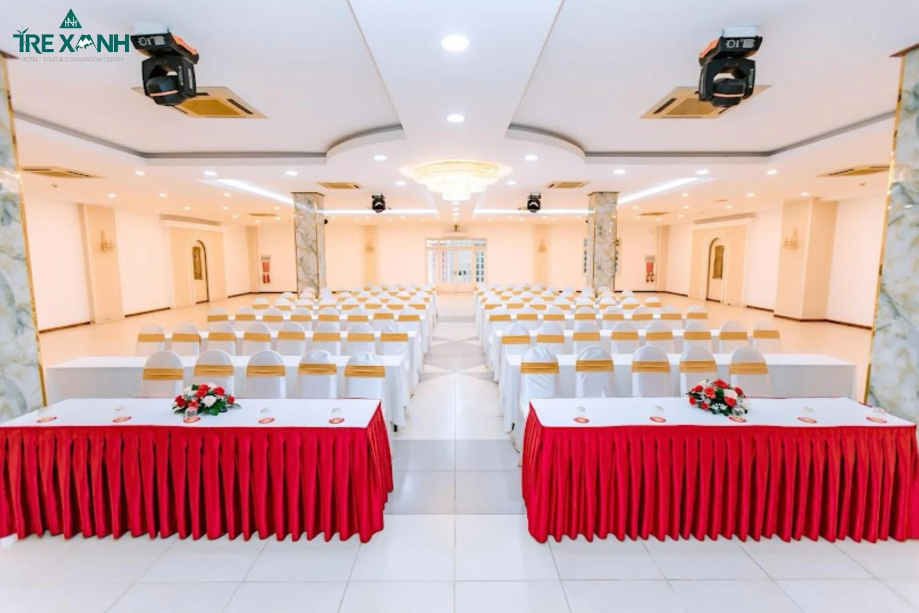 Meeting/conference room in Tre Xanh Hotel