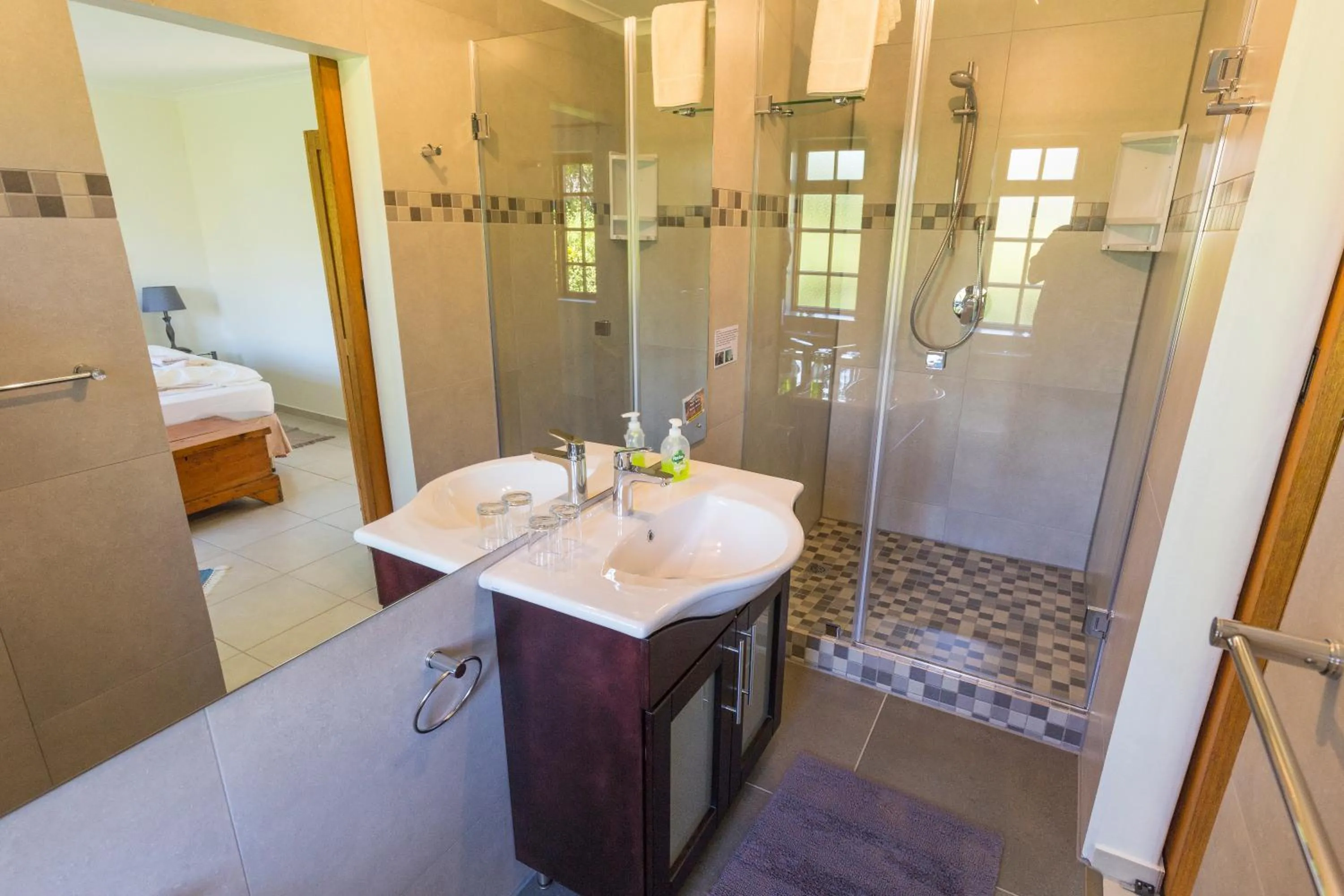 Bathroom in Hout Bay Lodge