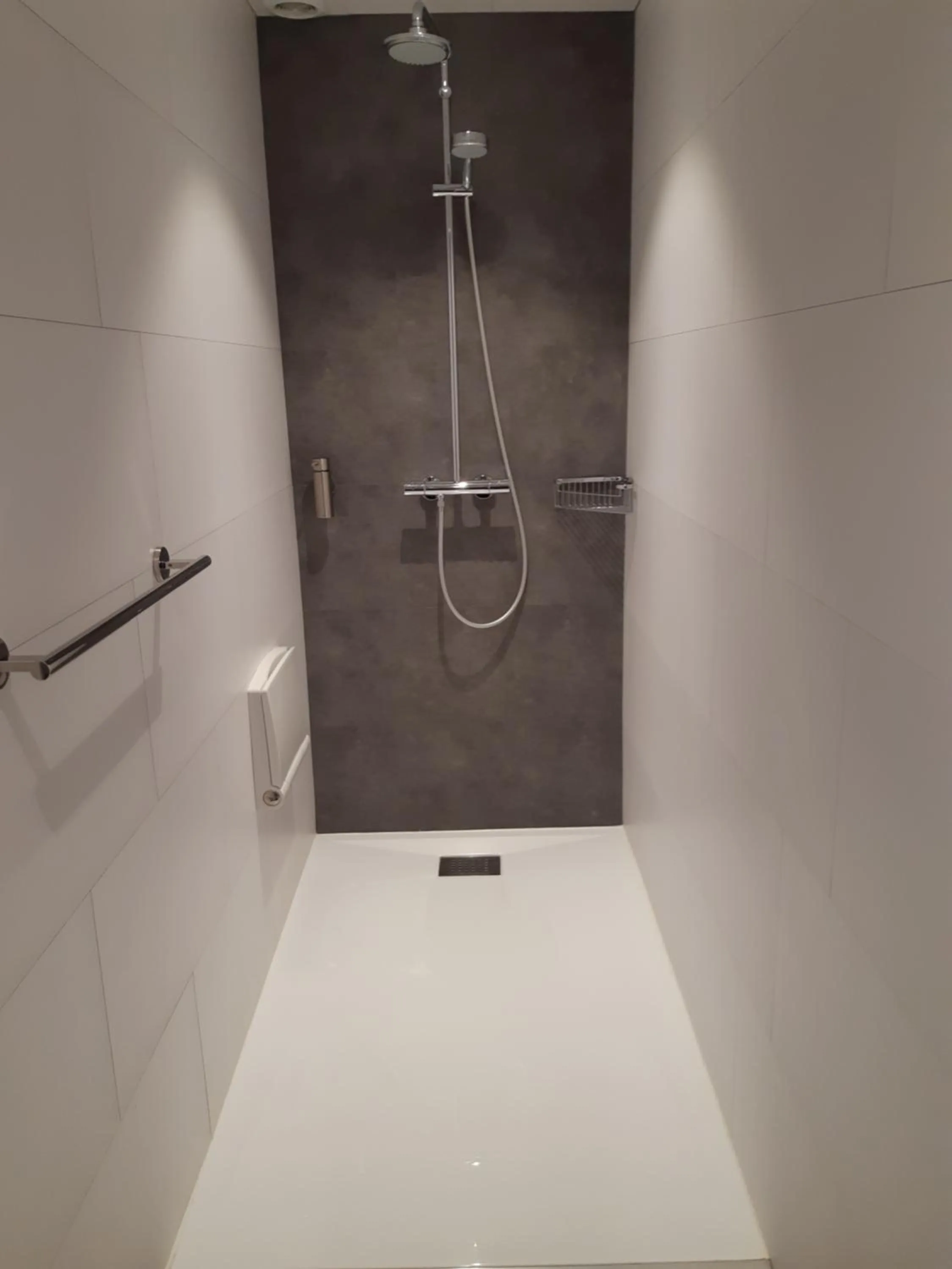 Bathroom in RAVeL Hotel Cyrano