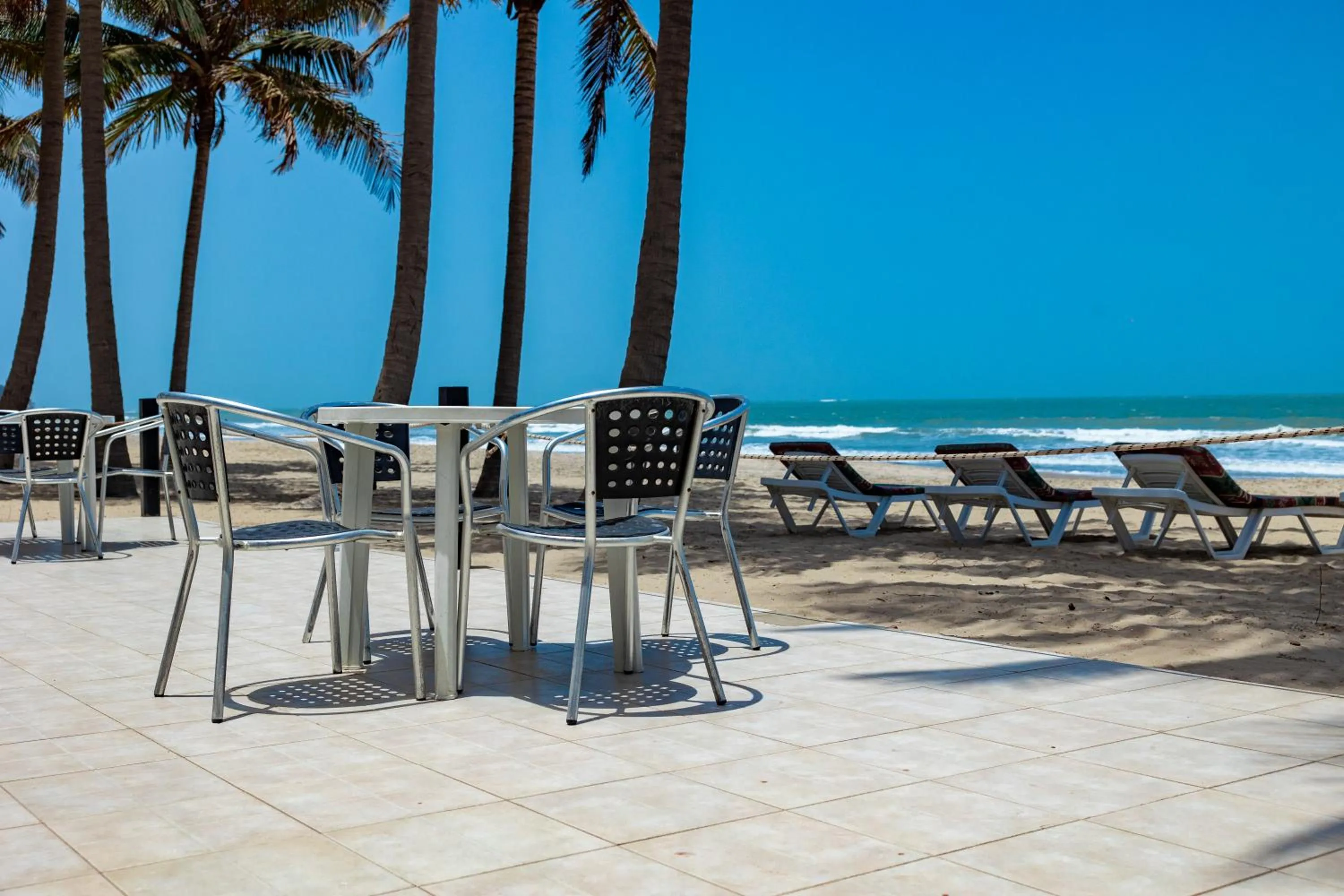 Beach in Bungalow Beach Hotel