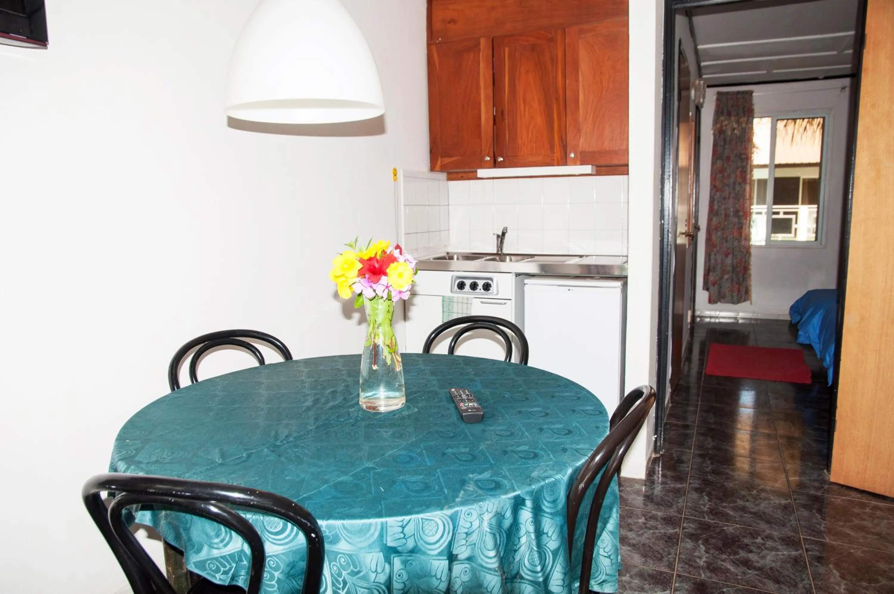 Dining area in Bungalow Beach Hotel