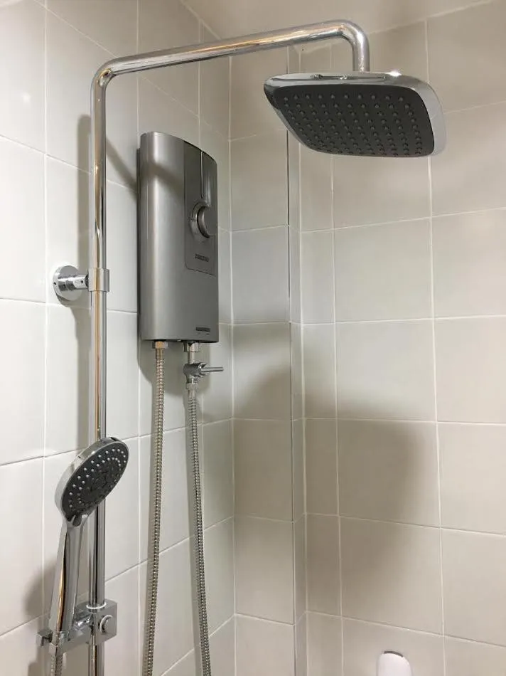 Shower in Mont Place Donmuang