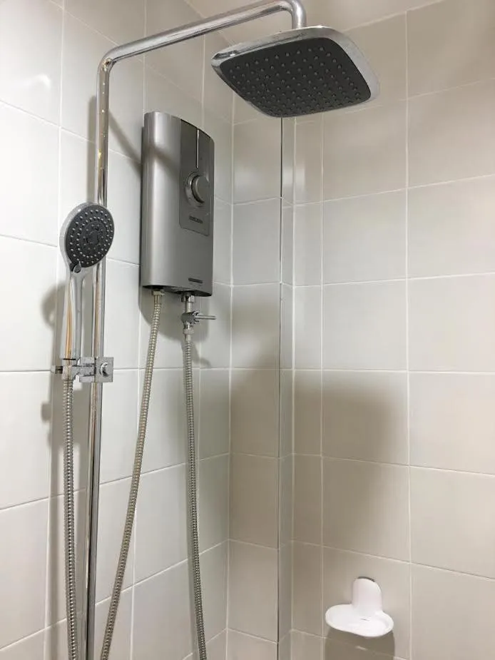 Shower in Mont Place Donmuang
