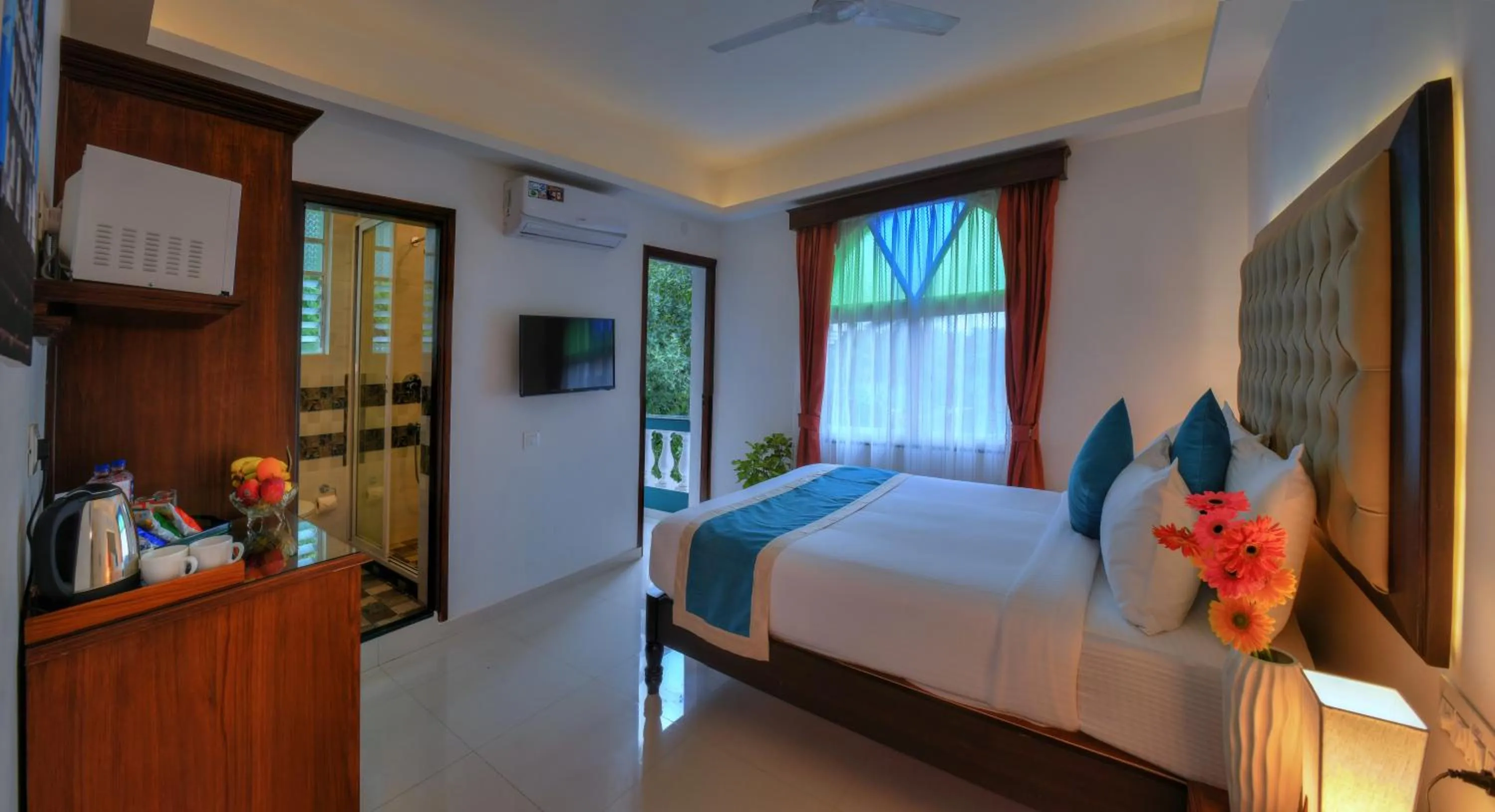 TV and multimedia, Bed in TreeHouse Nova