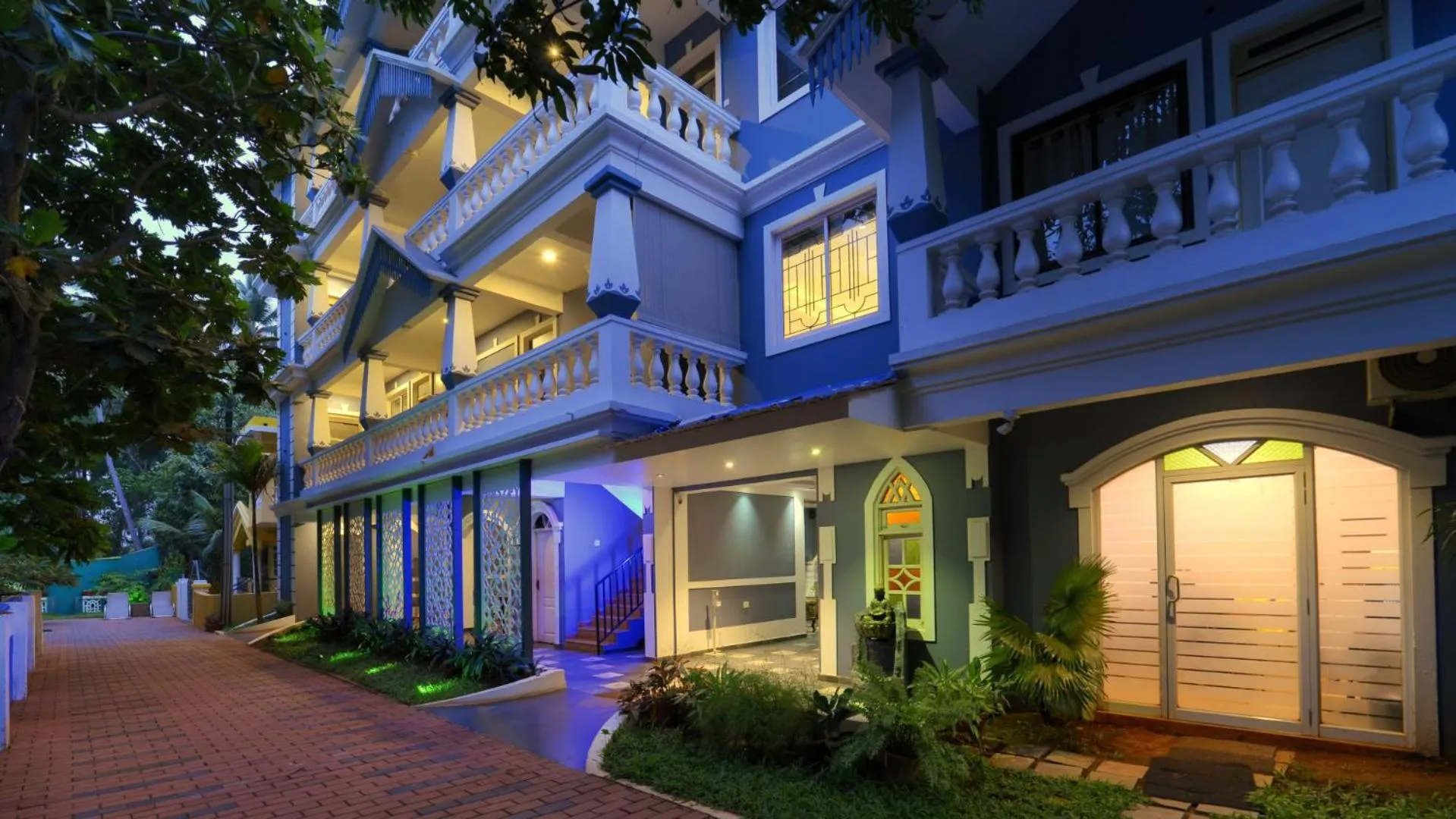 Property building in TreeHouse Nova