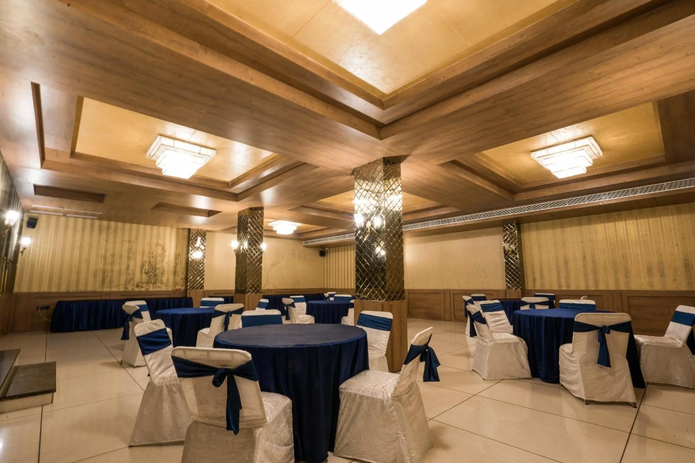 Business facilities in The Livin