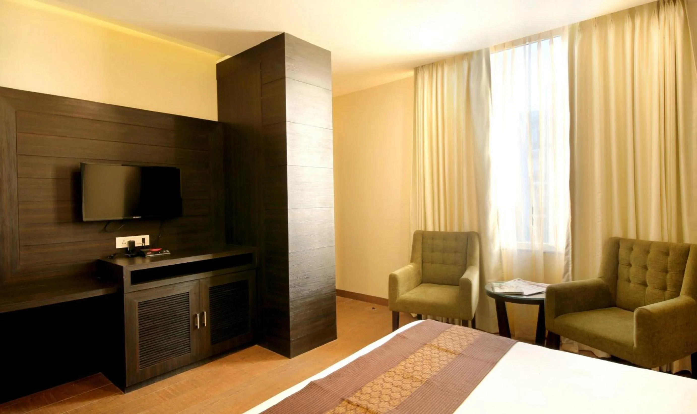 Bedroom, Bed in The Livin