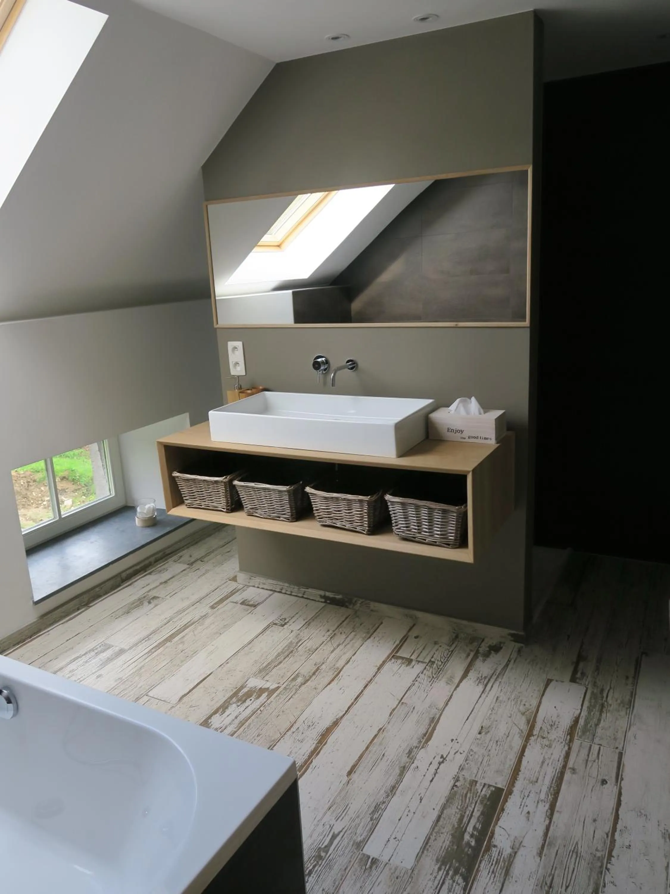 Bathroom in Chante-Pierre