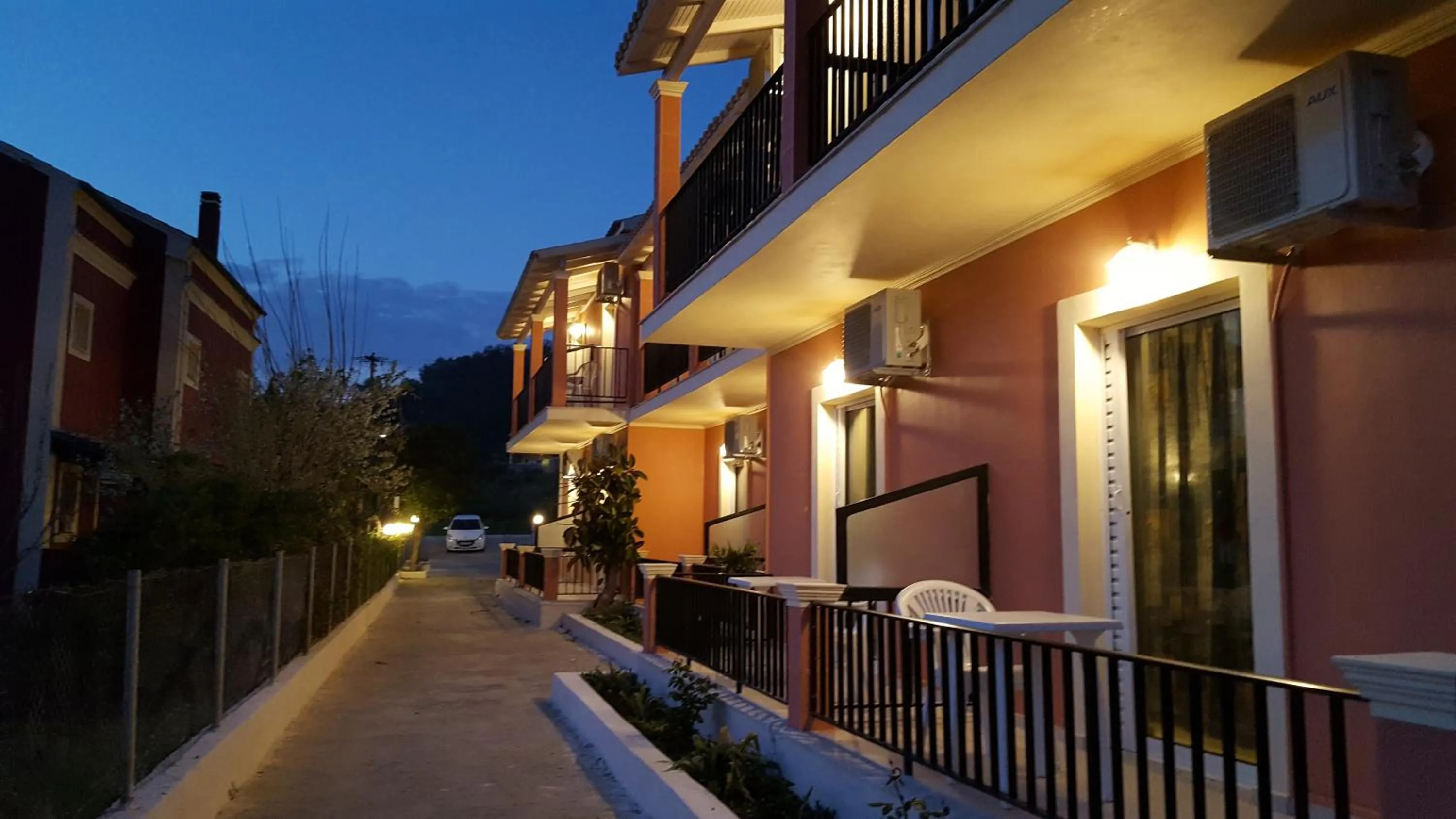 Arillas Dream Studios