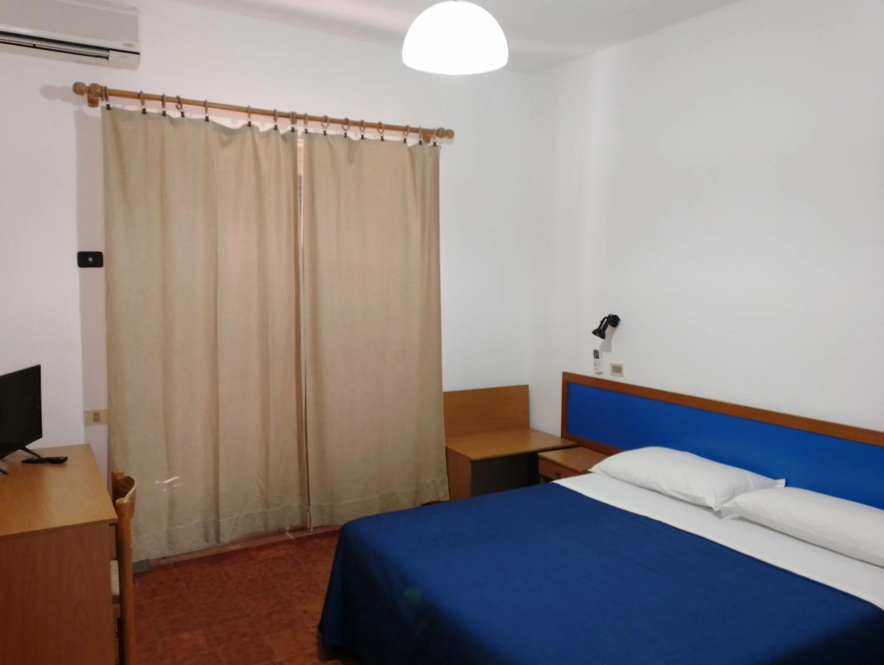 Bedroom, Bed in La Feluca