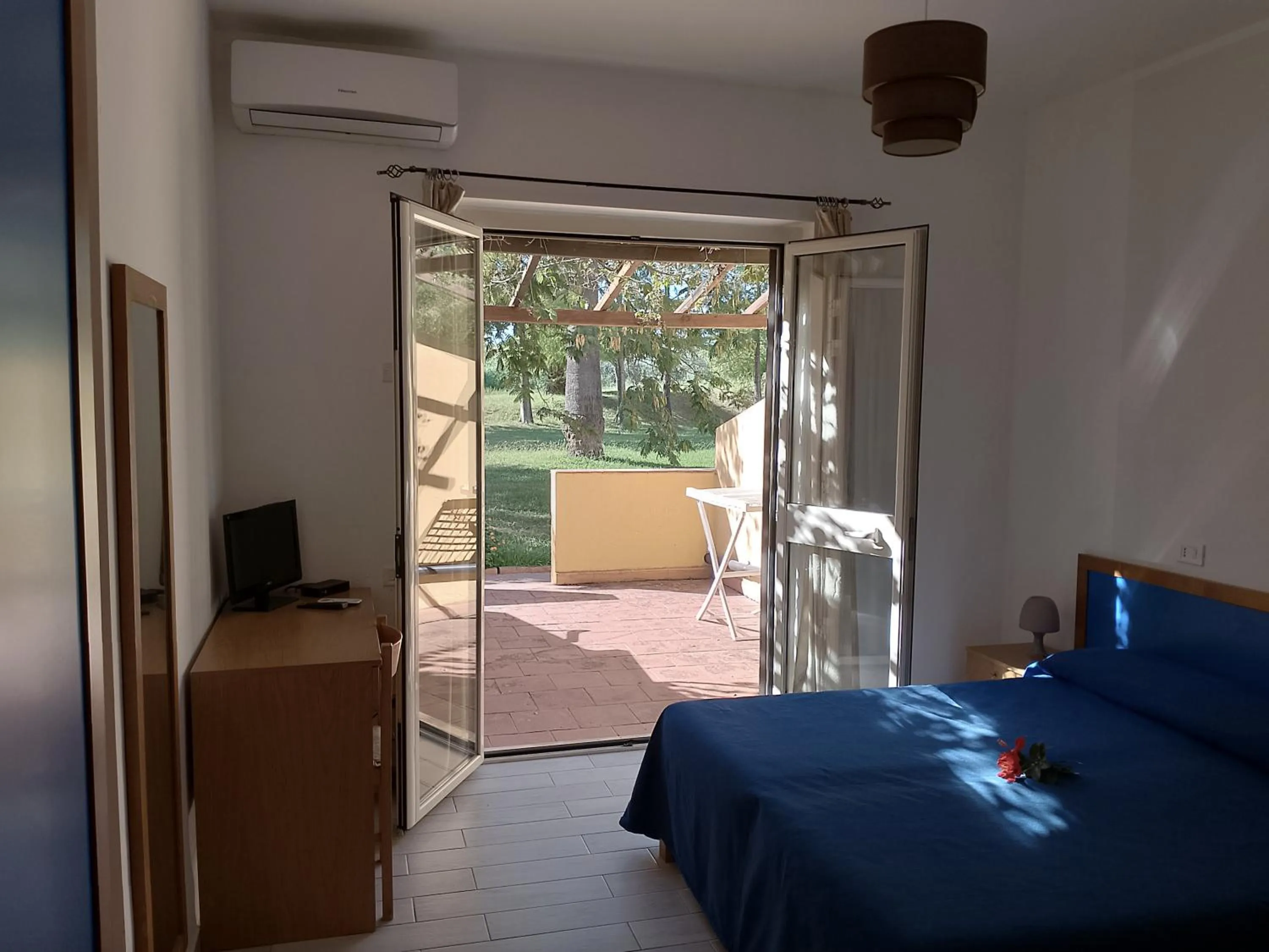 Balcony/Terrace, Bed in La Feluca