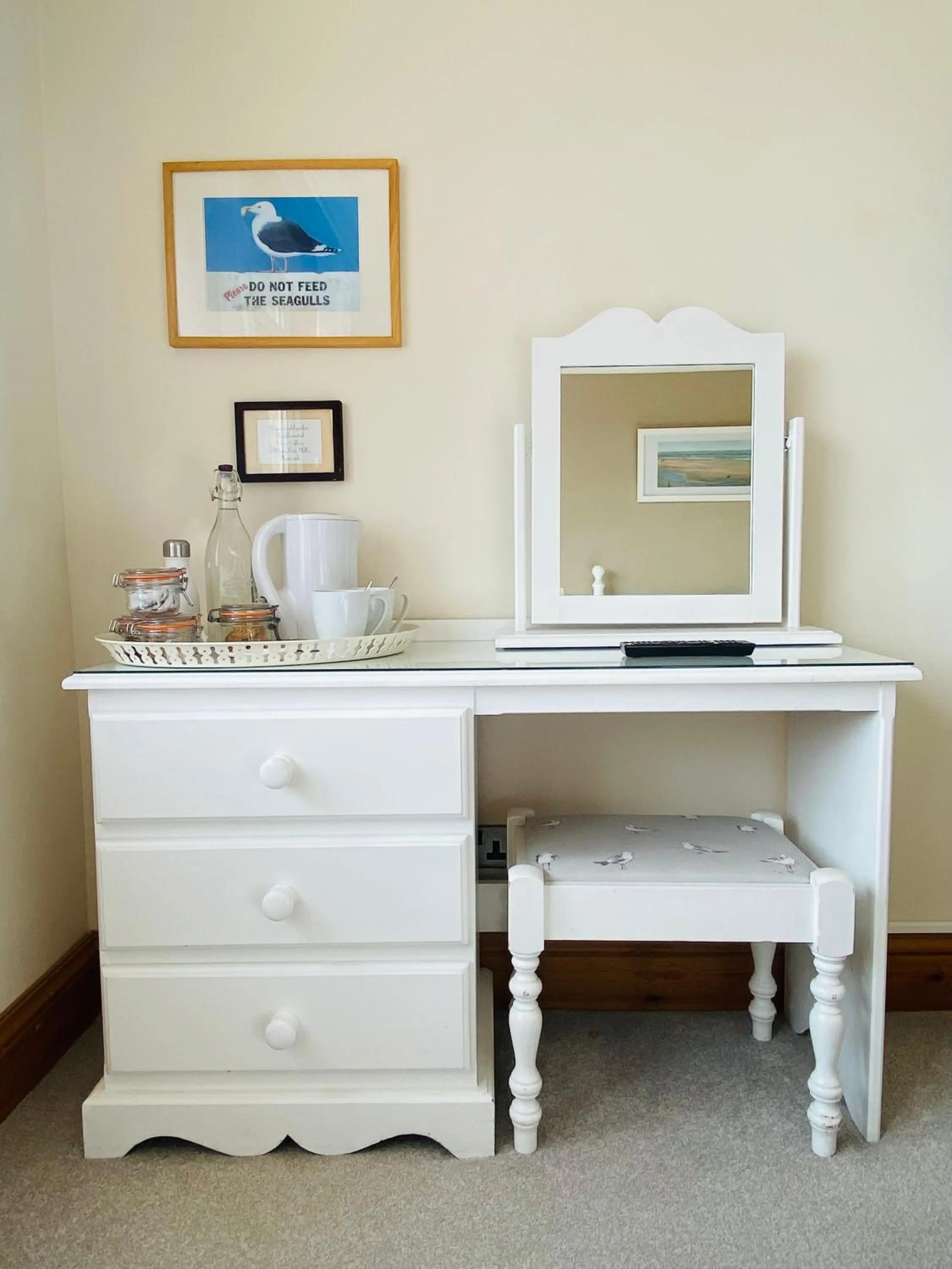 Coffee/tea facilities in Mooredge - Room only