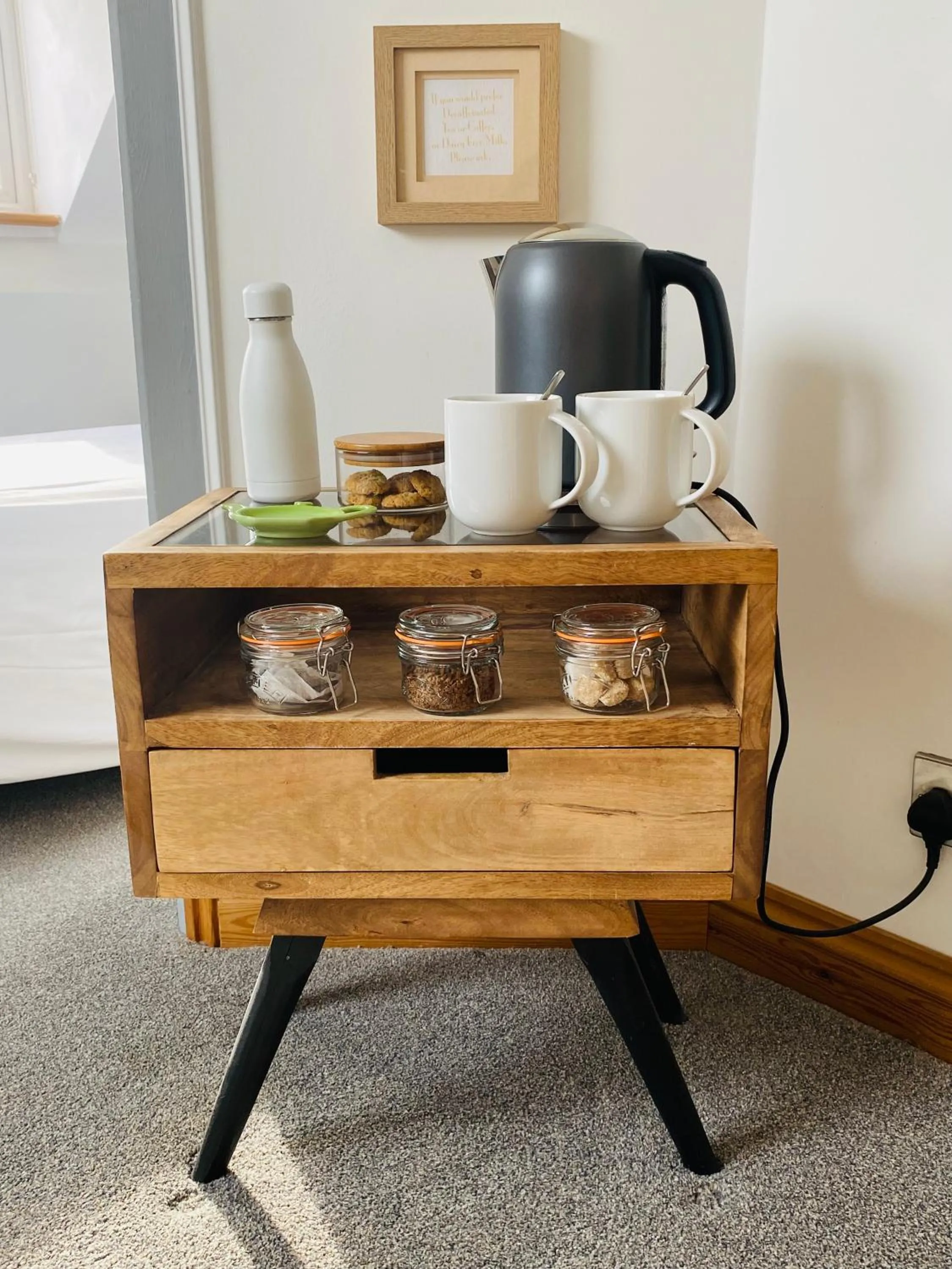 Coffee/tea facilities in Mooredge - Room only