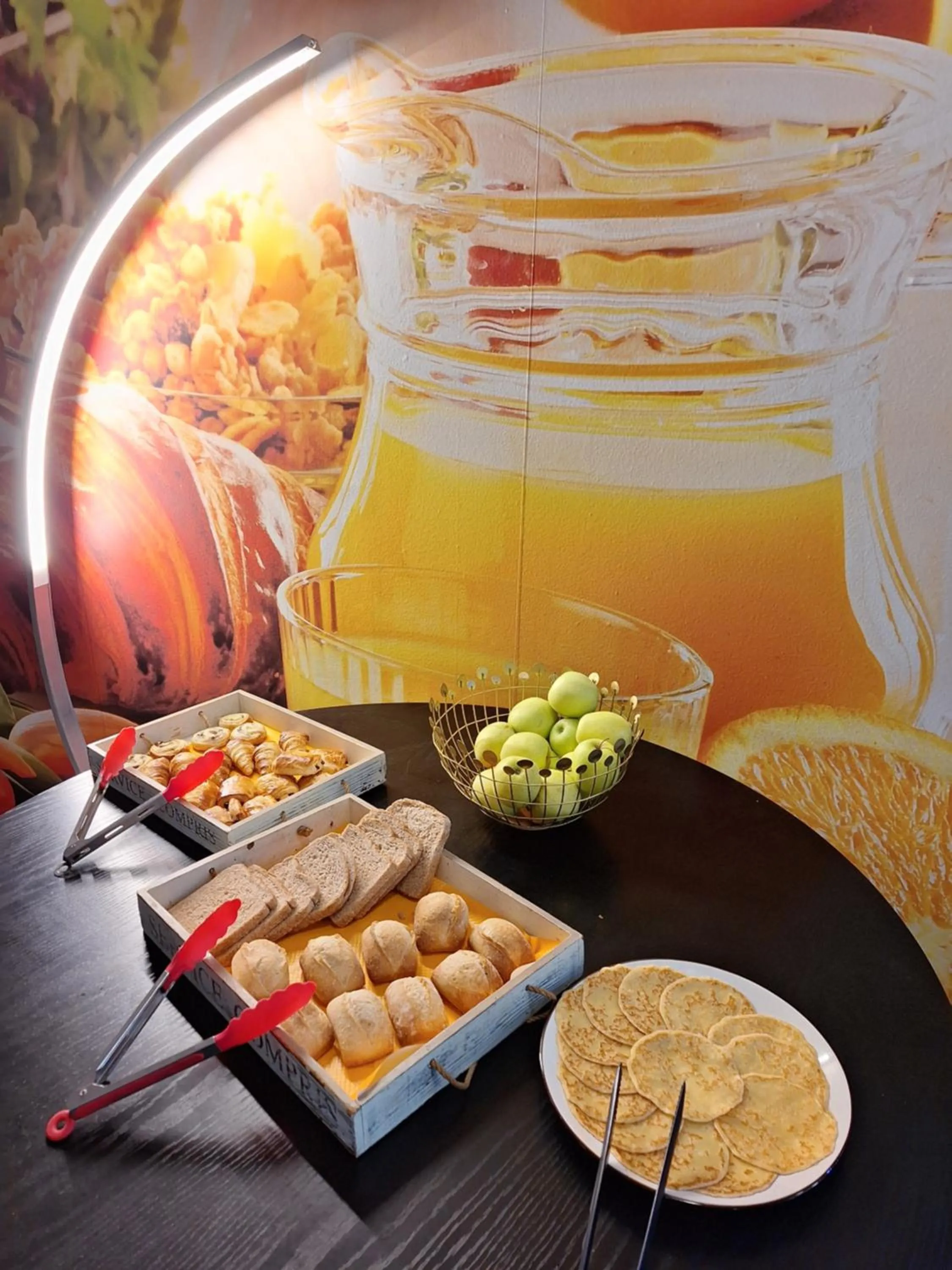 Brit Hotel Essentiel Tours Nord