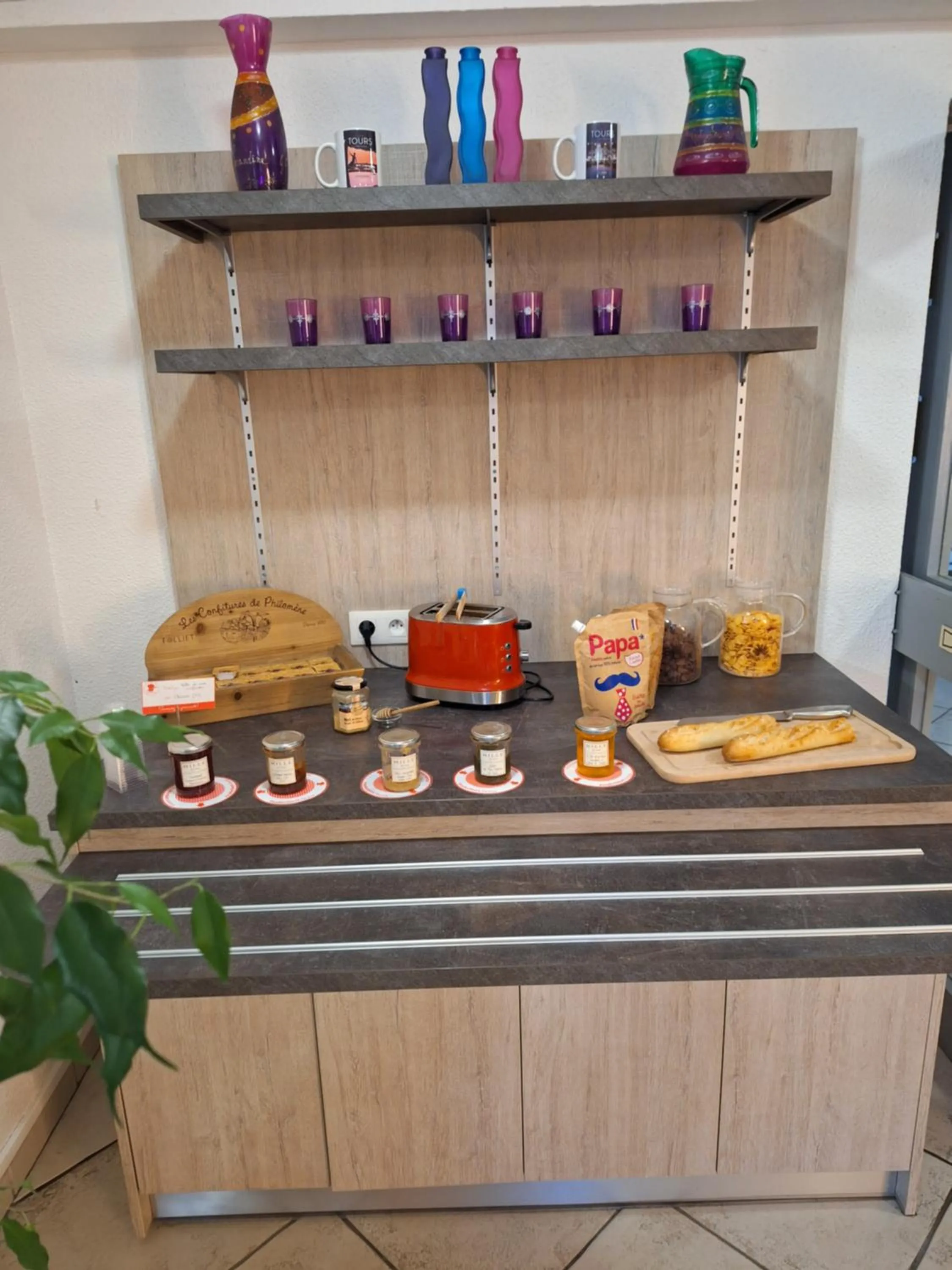 Breakfast in Brit Hotel Essentiel Tours Nord