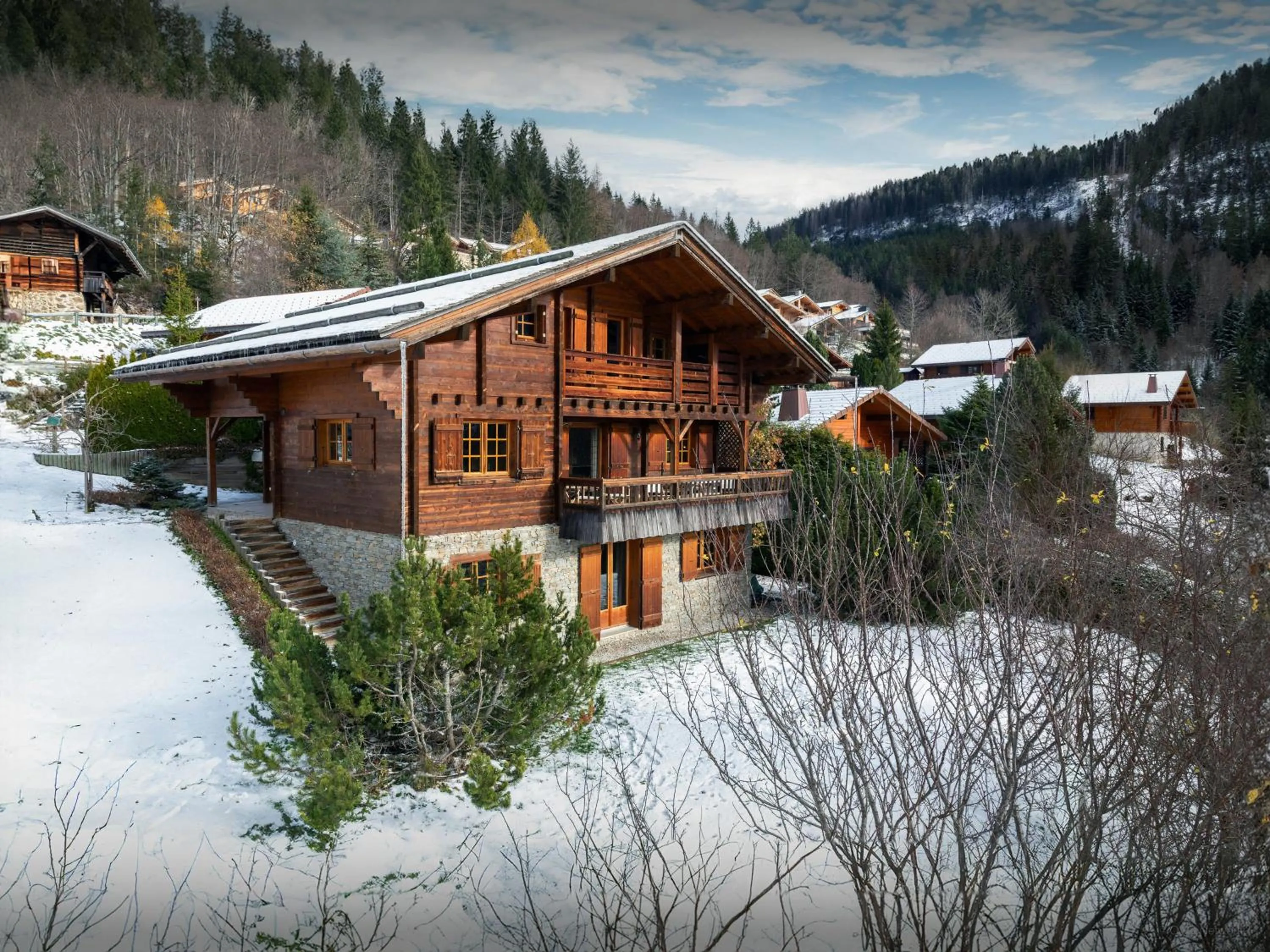 Property building in Chalet Loisel - OVO Network