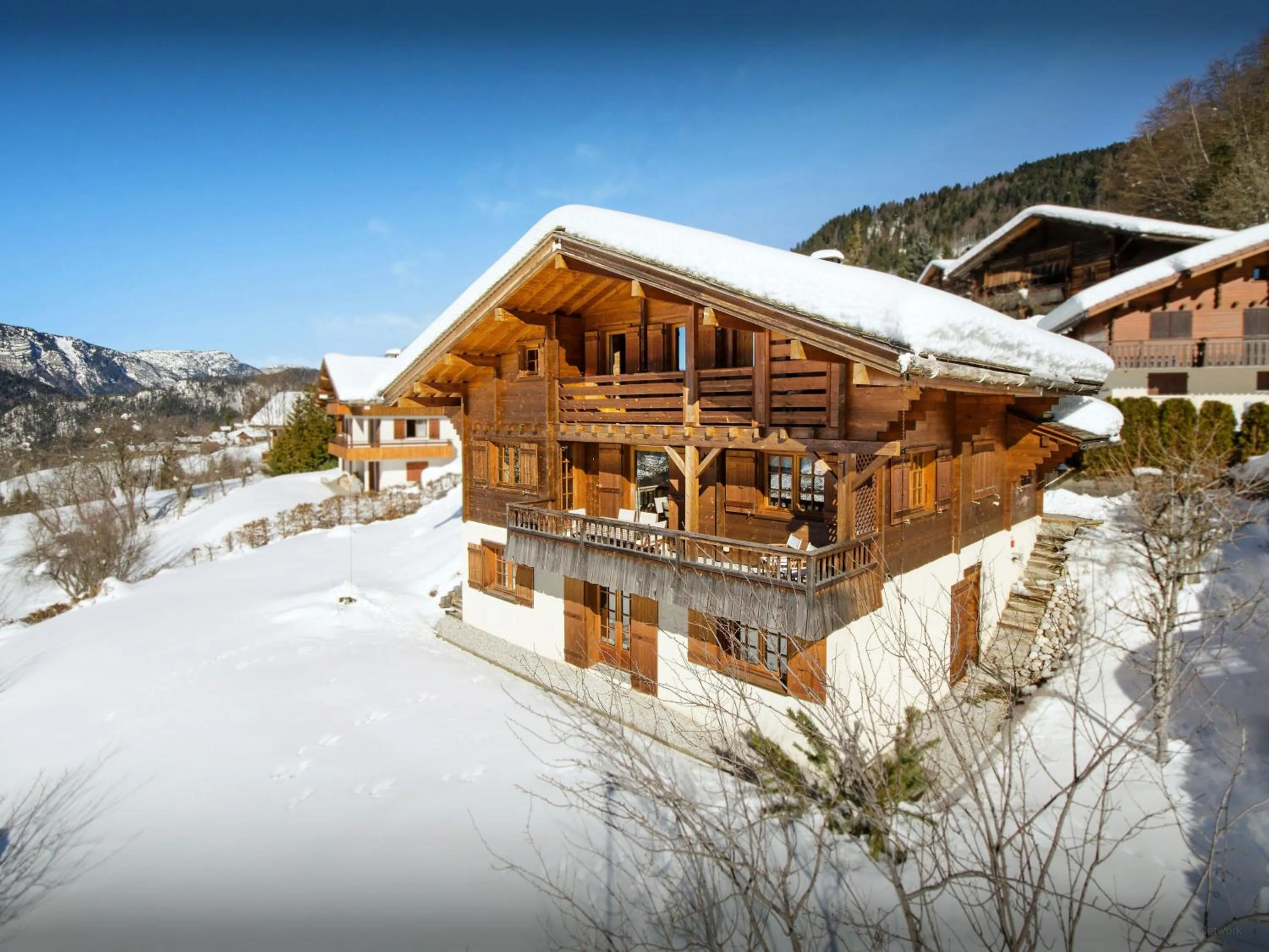 Property building in Chalet Loisel - OVO Network