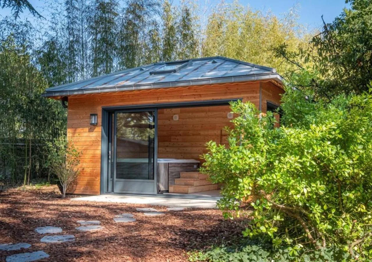 Spa and wellness centre/facilities in Domaine de la Tortinière