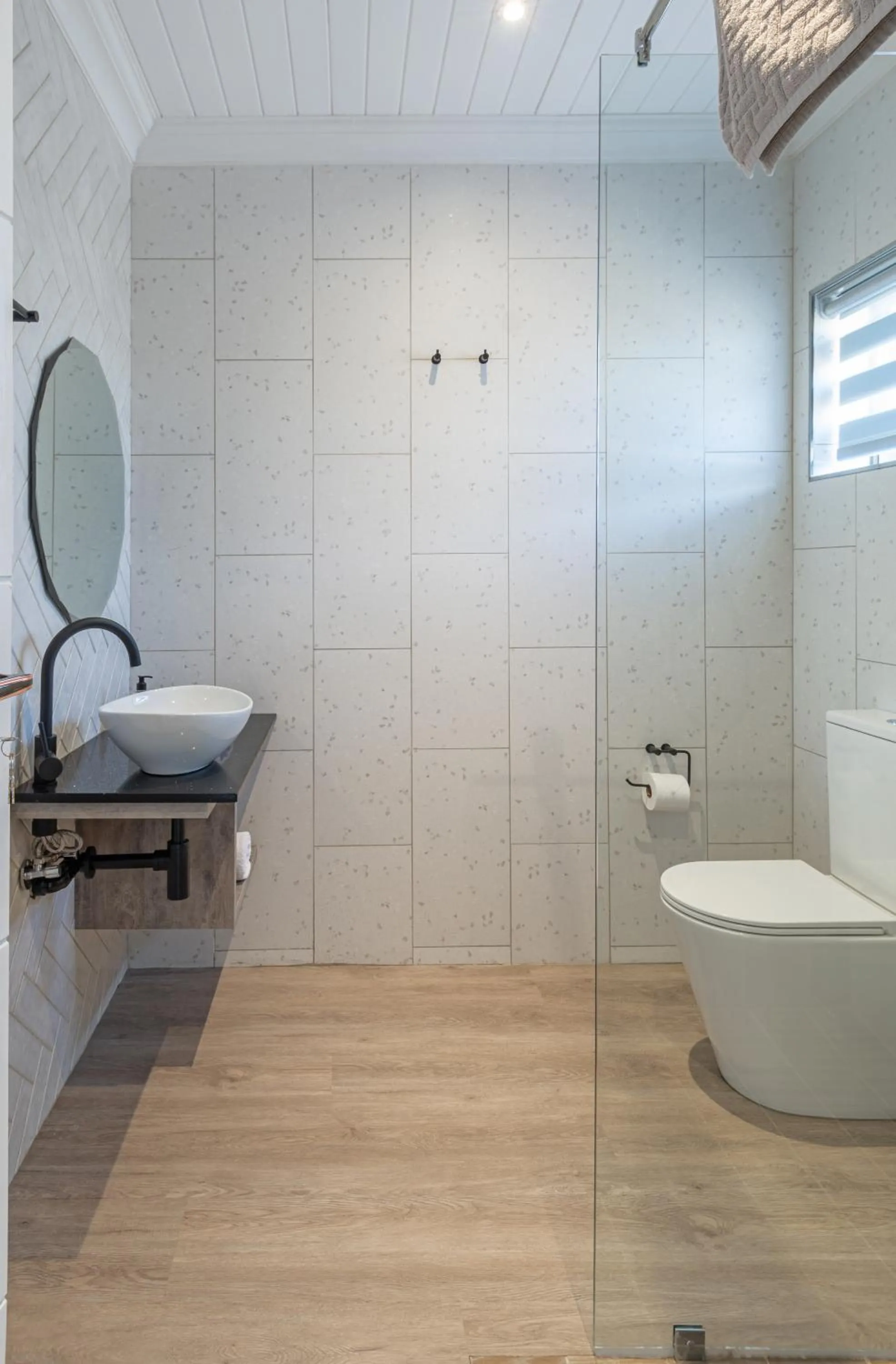 Shower in A' Queenslin Guesthouse