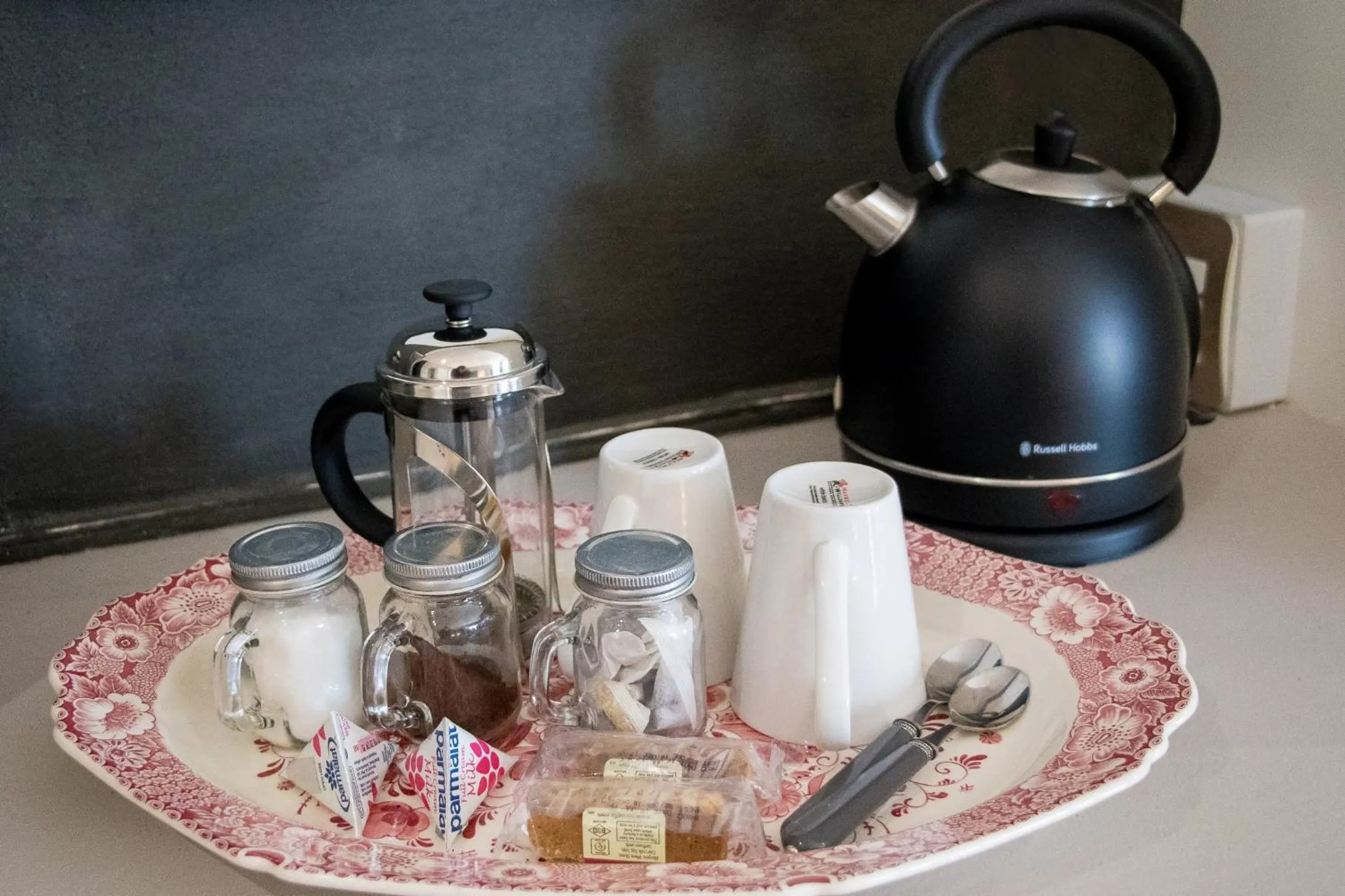 Coffee/tea facilities in A' Queenslin Guesthouse