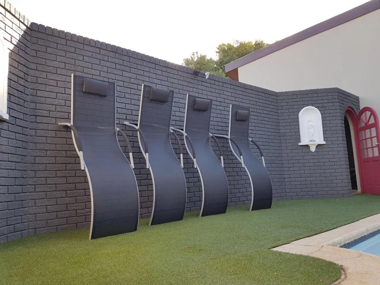 Swimming pool in A' Queenslin Guesthouse