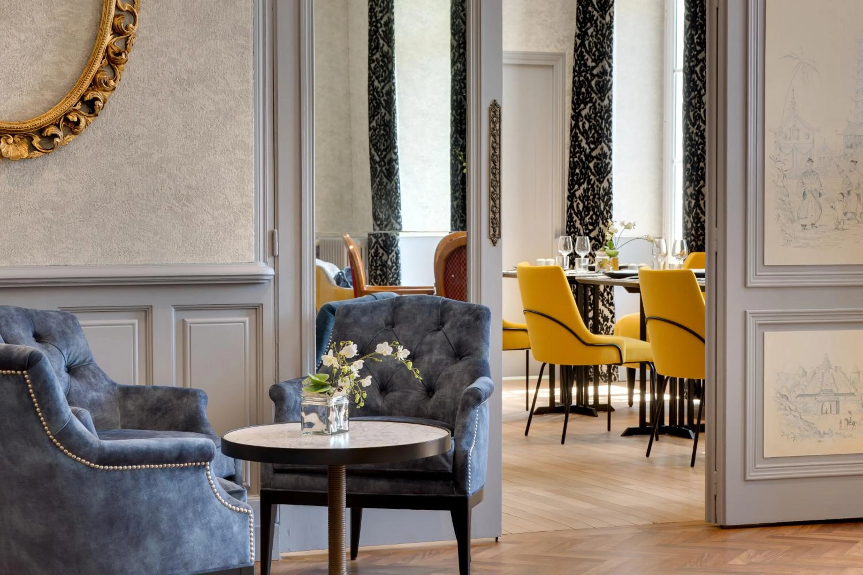 Property building in Le Manoir Les Minimes