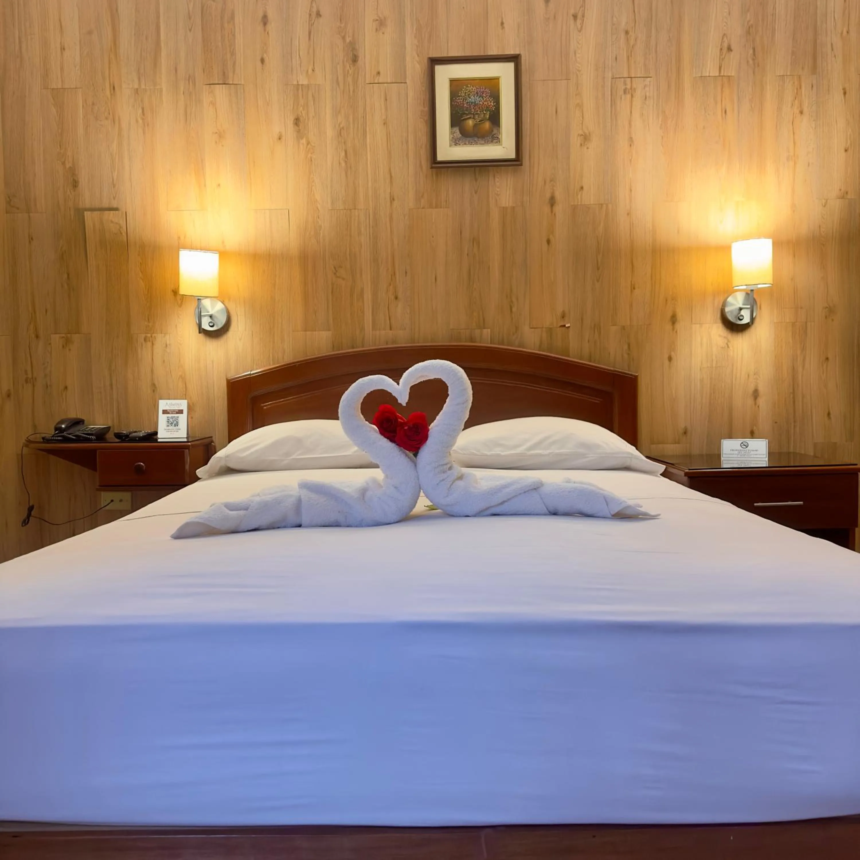 Bedroom, Bed in Hotel Asturias Inn