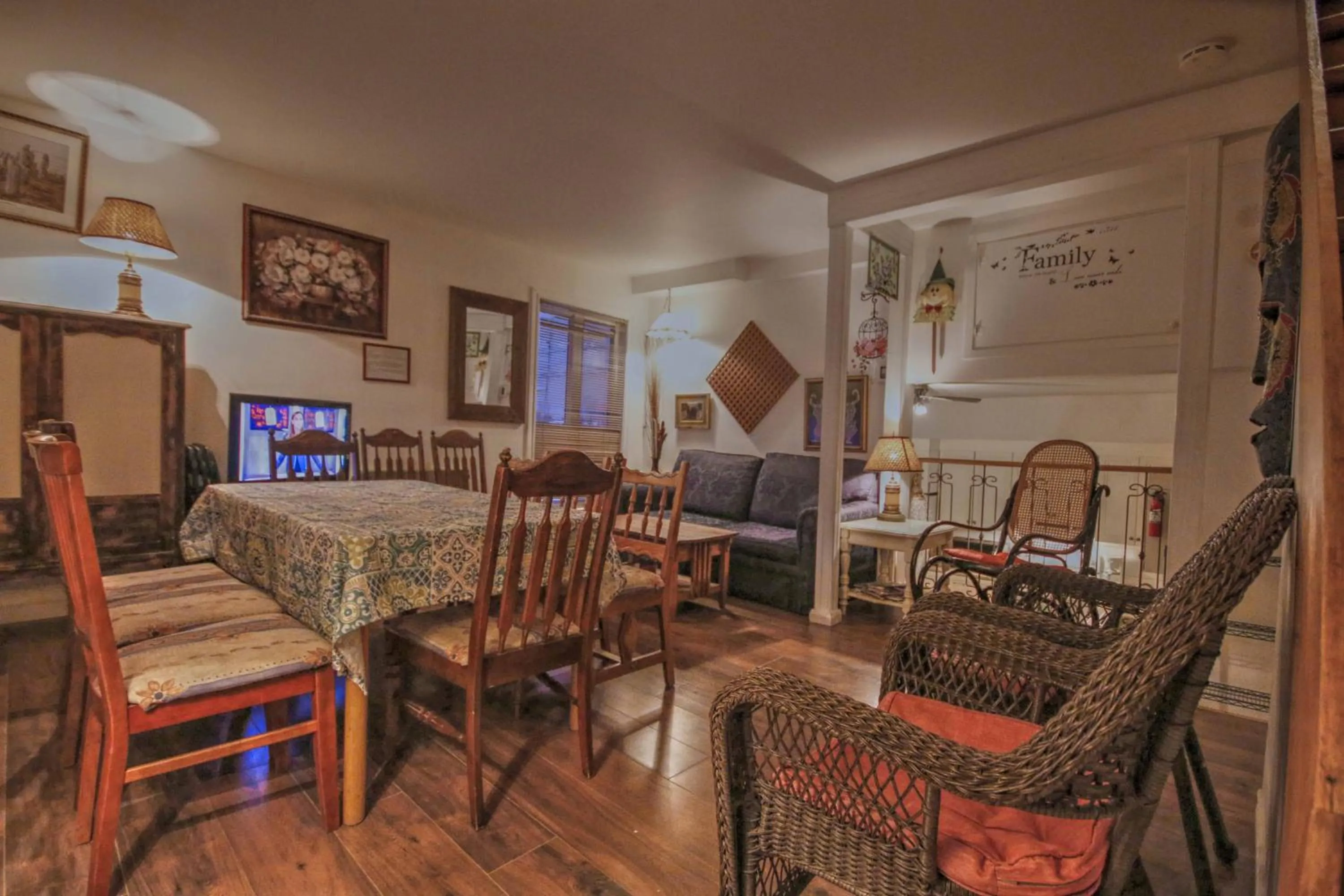 Living room in Vieille Maison Rustique Espace Intéressant