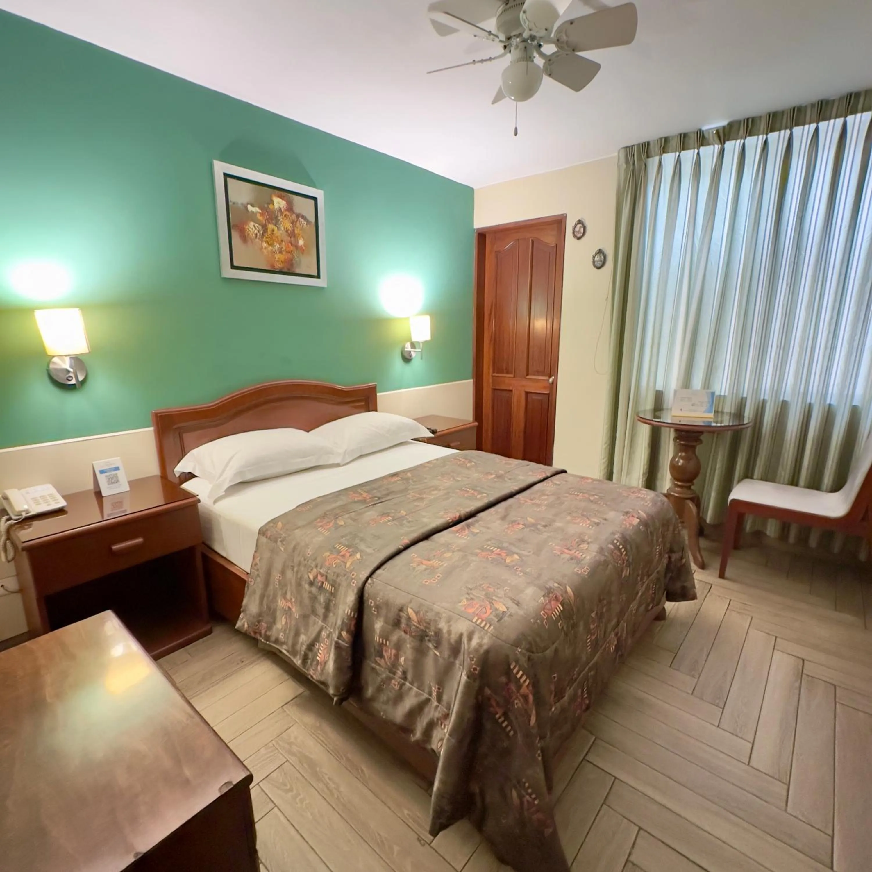 Bedroom, Bed in Hotel La Molina