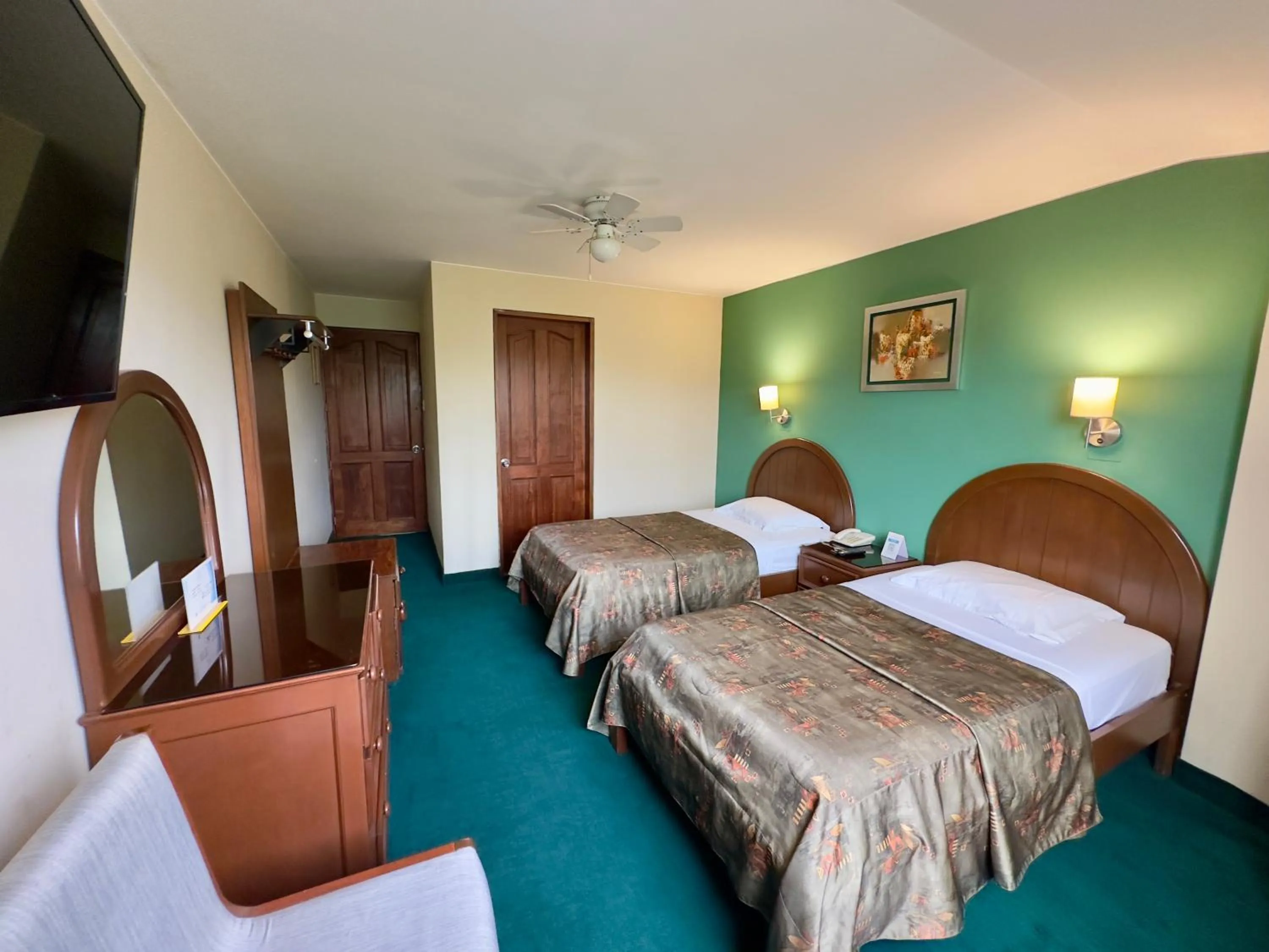 Bedroom, Bed in Hotel La Molina