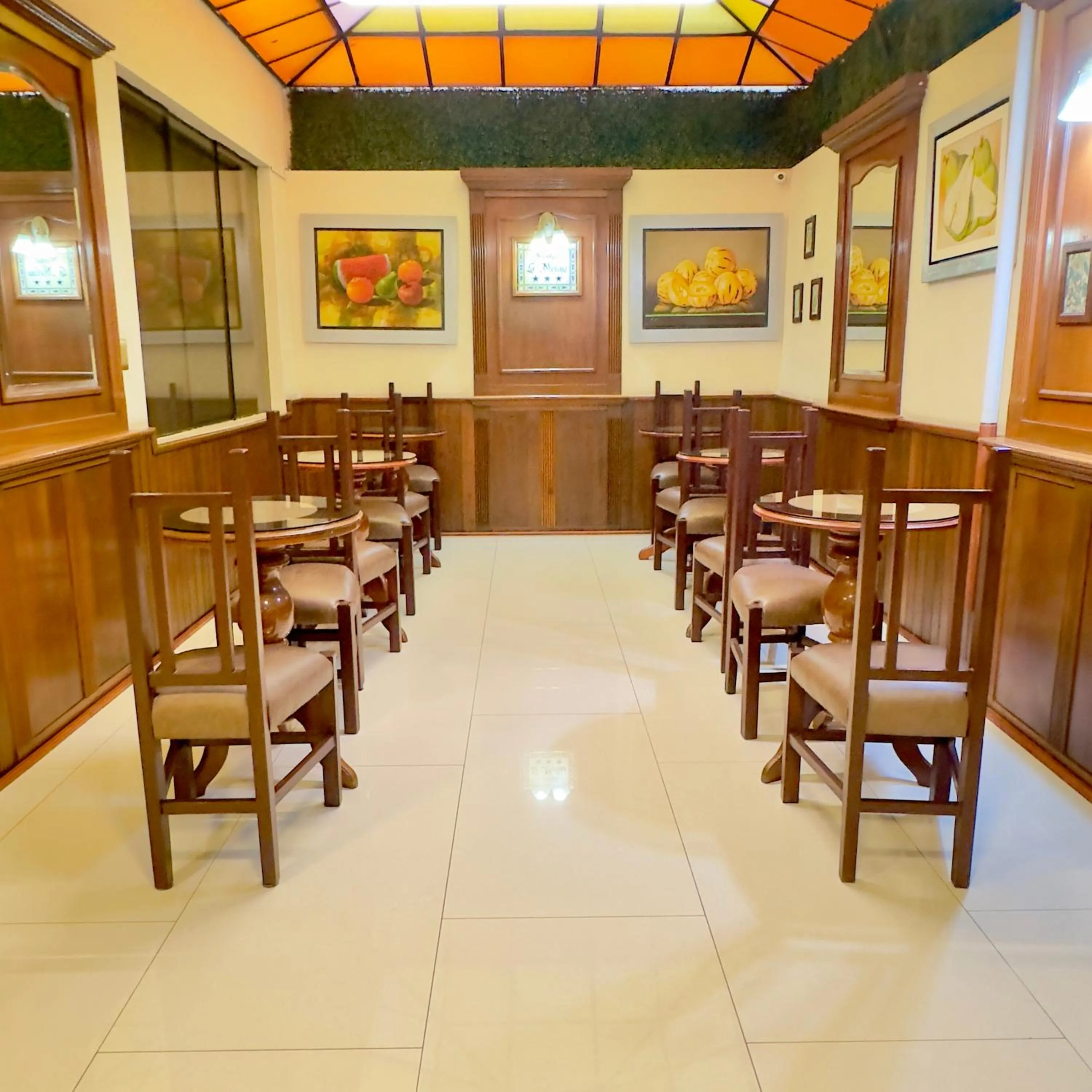 Dining area in Hotel La Molina