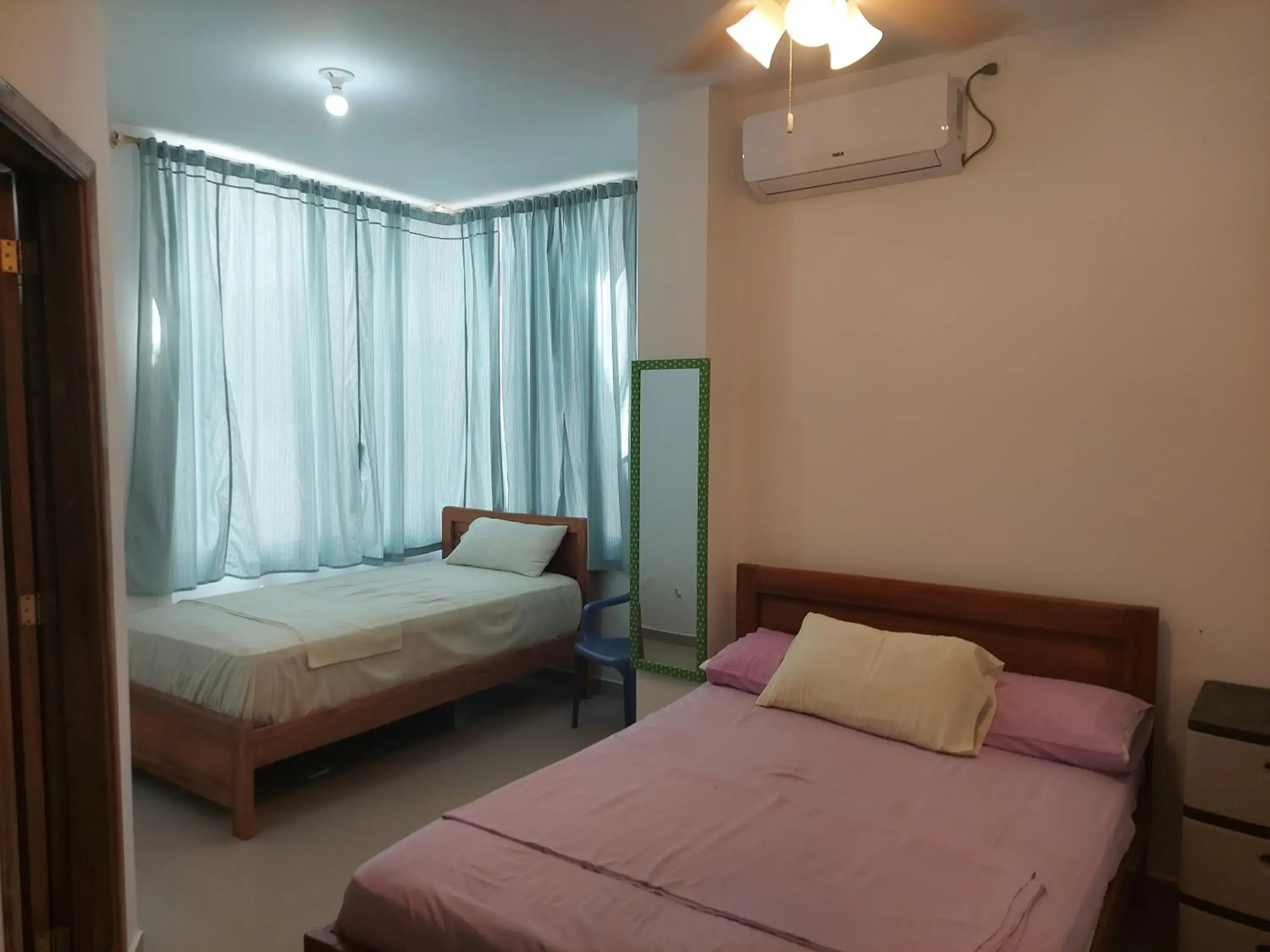 Standard Triple Room in Hotel Almond Beach Standard Triple Room in Hotel Almond Beach