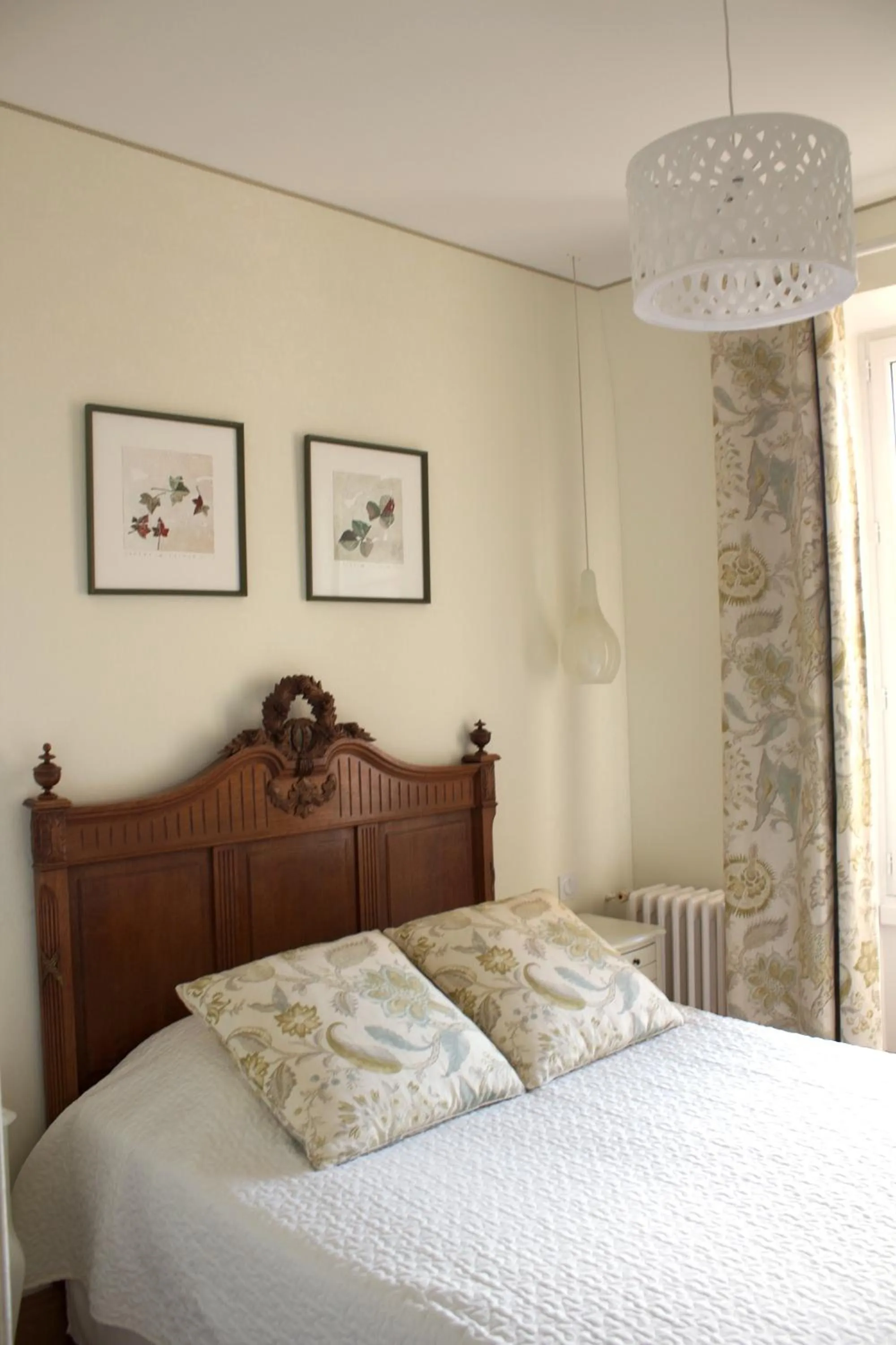 Bed in Hôtel Diderot