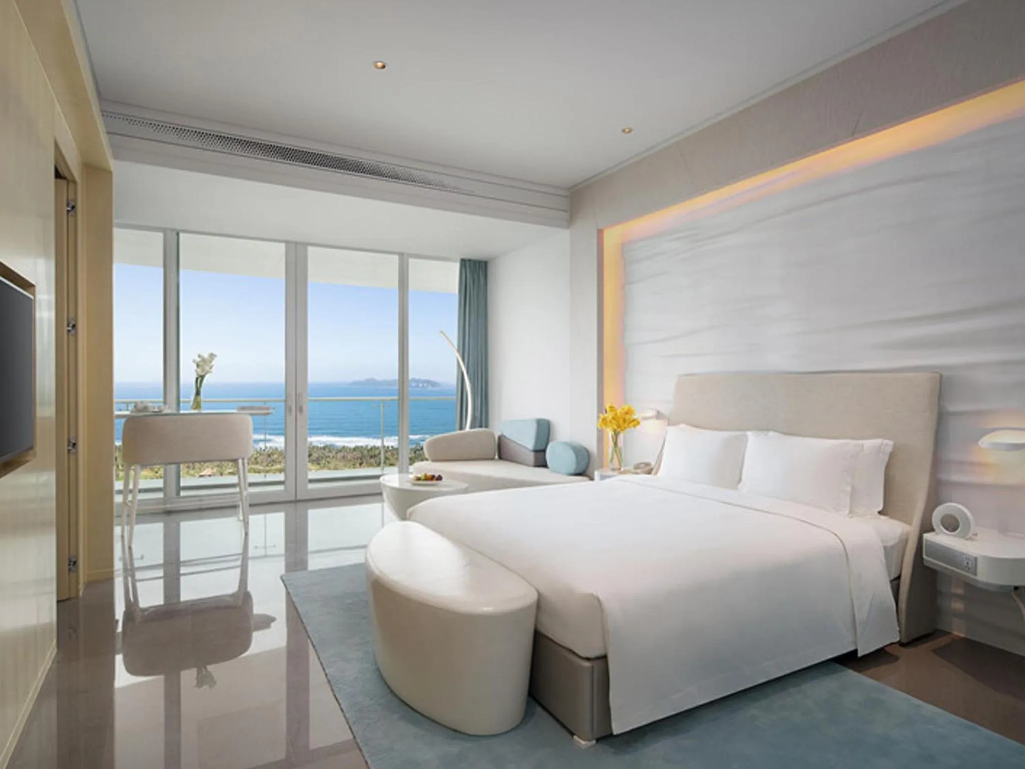 Sea view, Bed in The Mangrovetree Sanya Resort