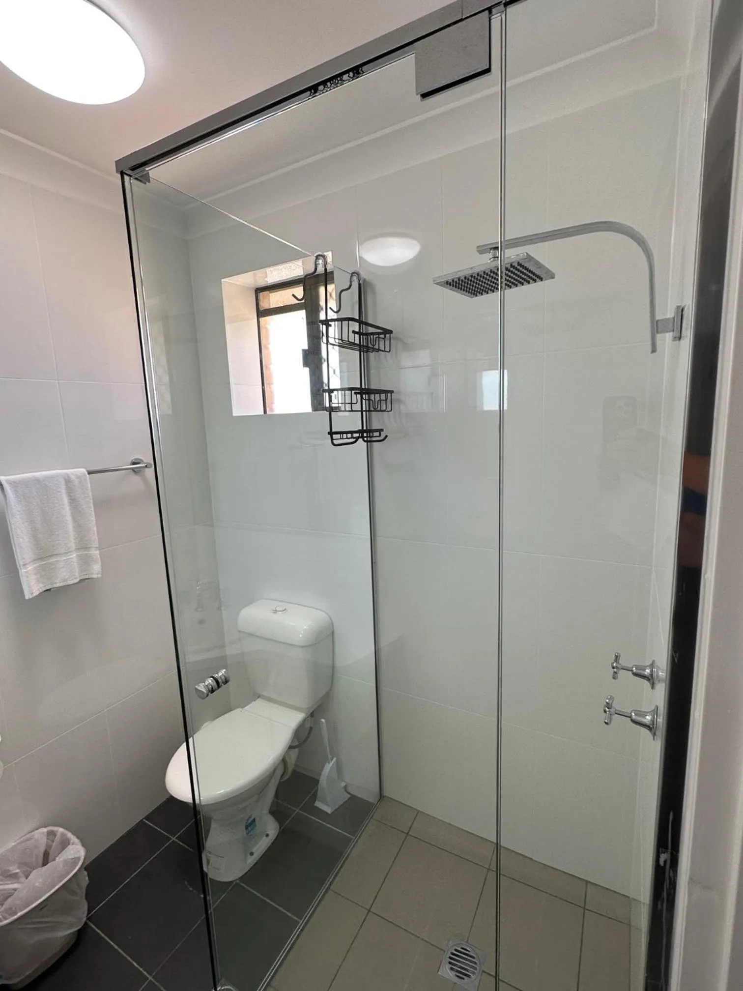 Shower in Bribie Waterways Motel