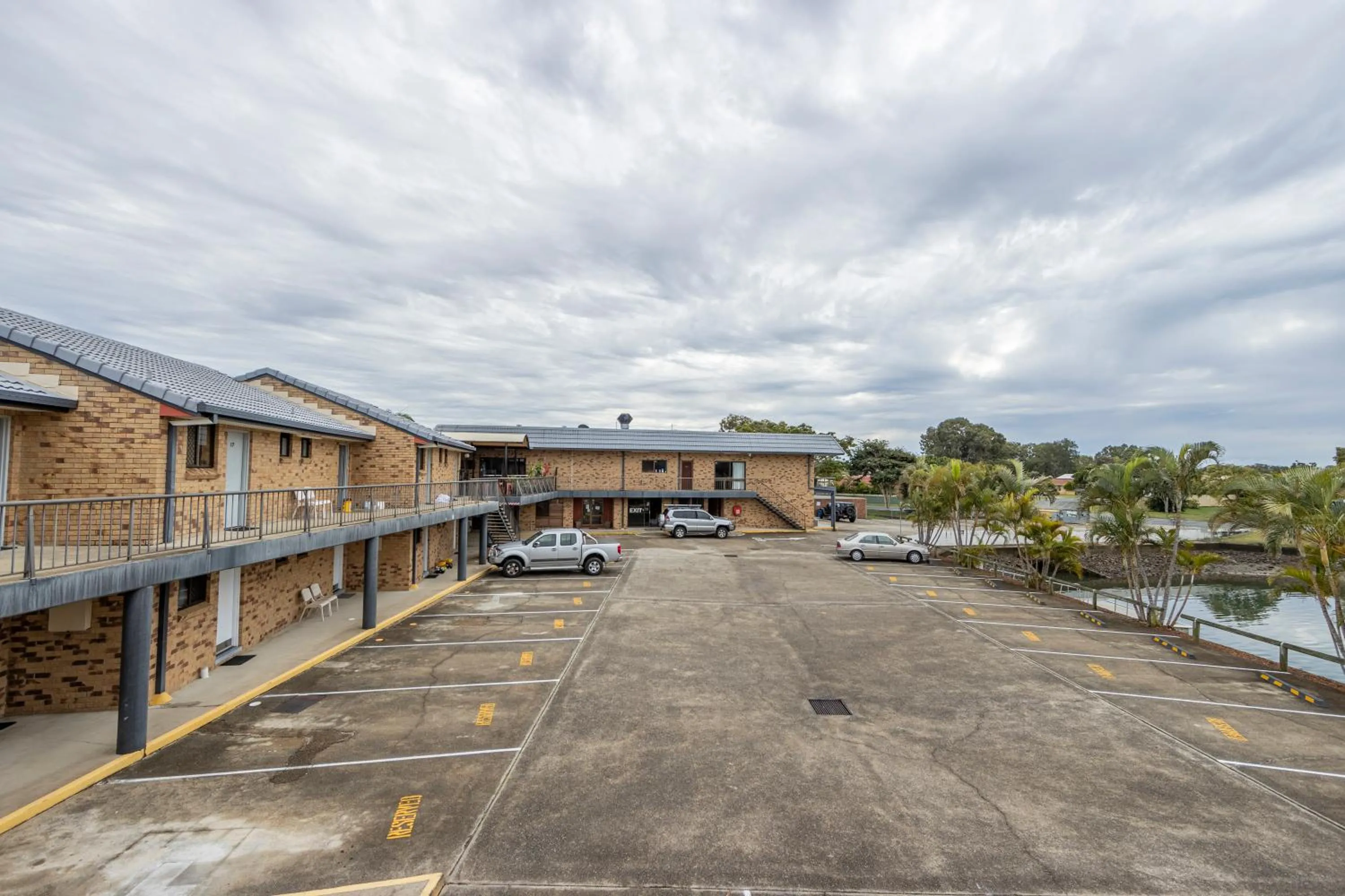 Area and facilities in Bribie Waterways Motel