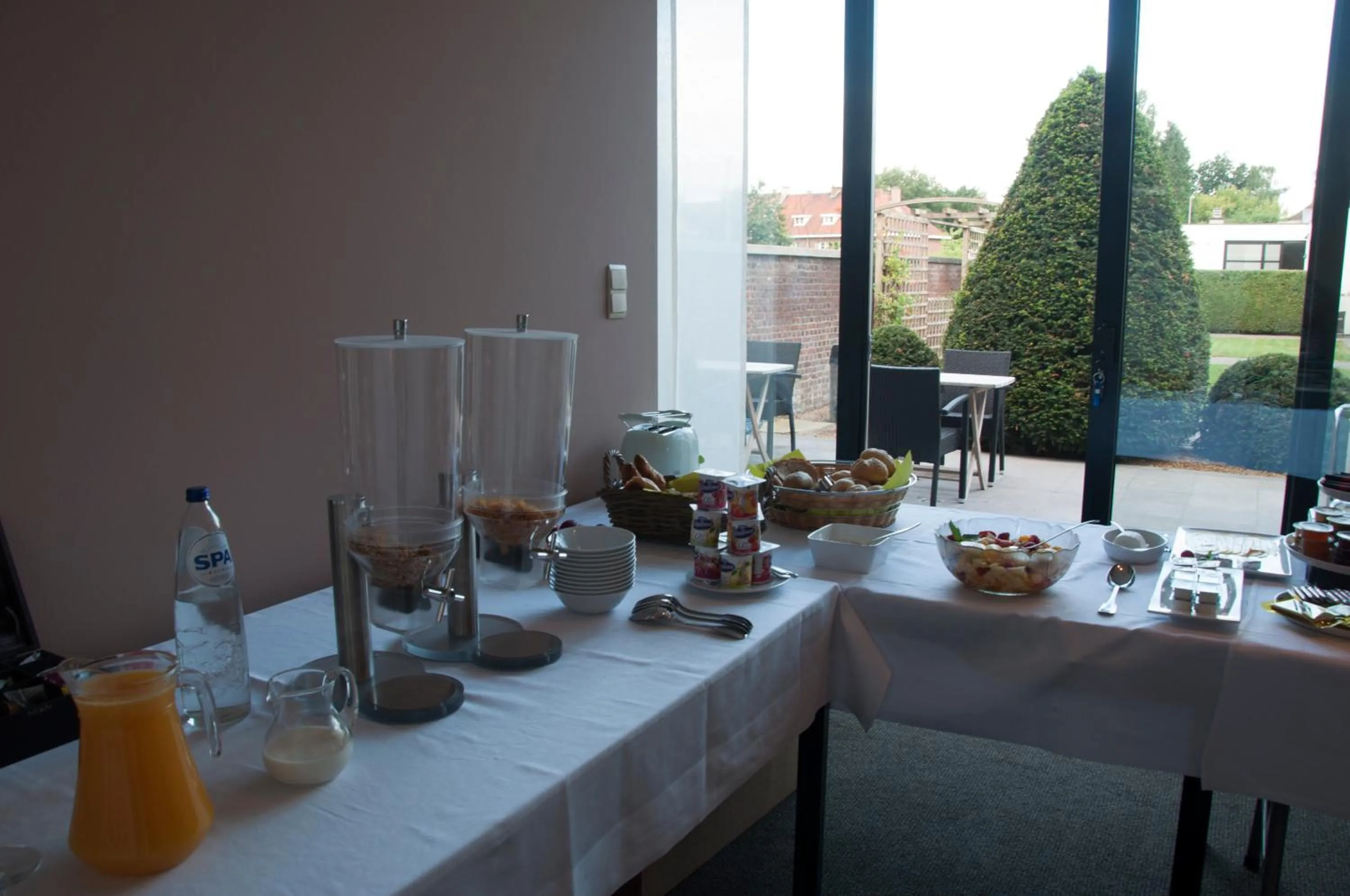 Breakfast in Hotel Boomgaard