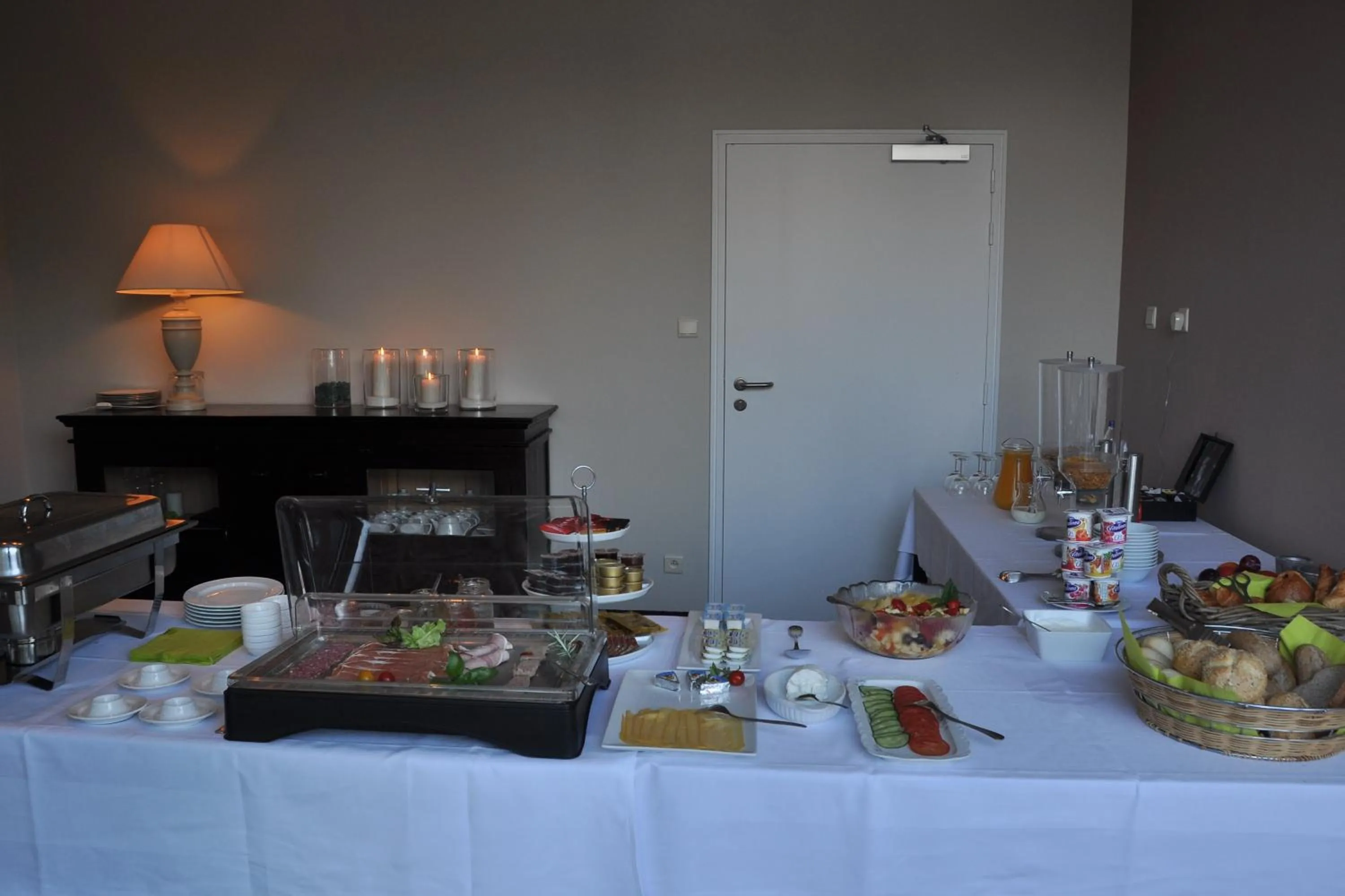 Food and drinks in Hotel Boomgaard