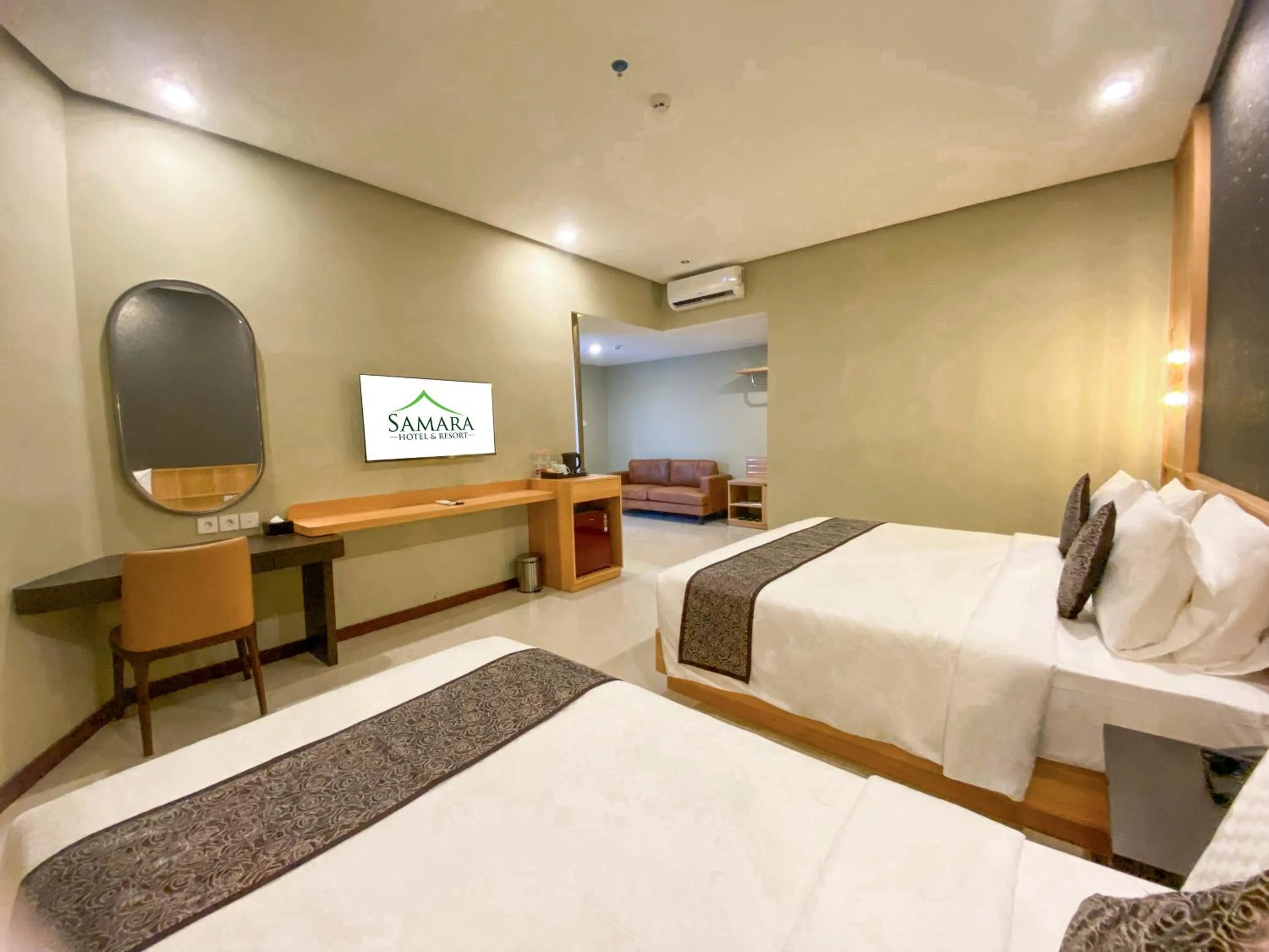 Balcony/Terrace, Bed in Samara Resort