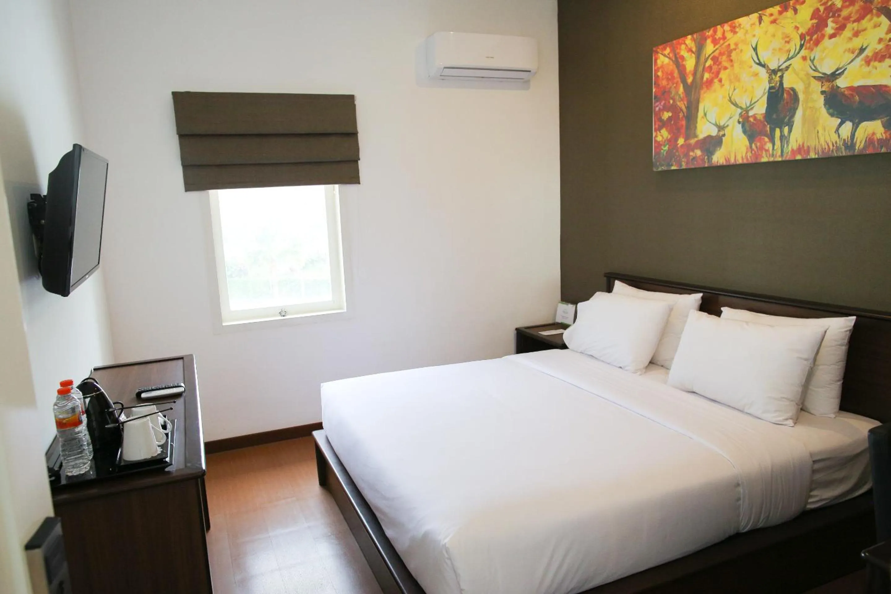 Bedroom, Bed in Samara Resort