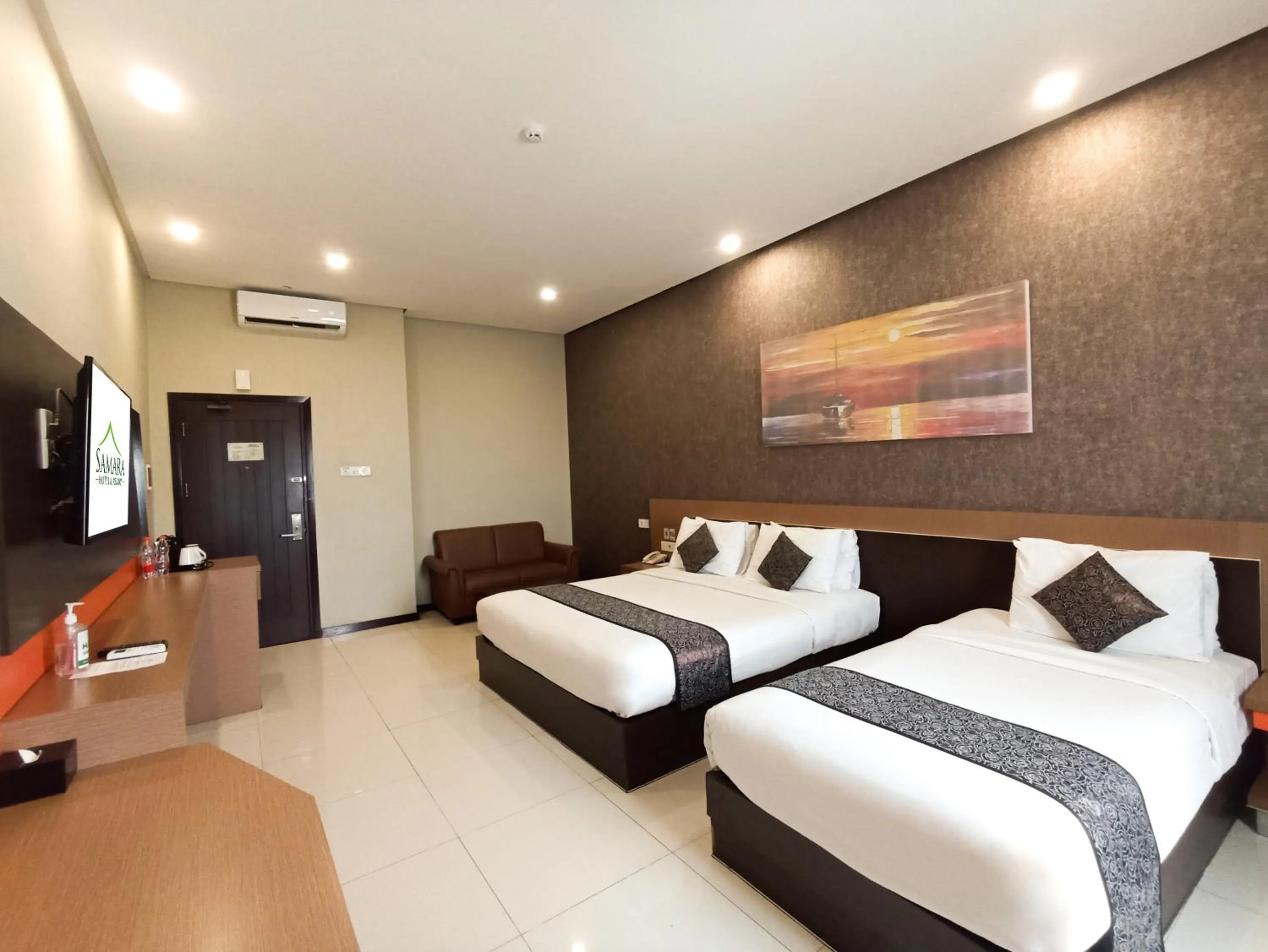 Bed in Samara Resort