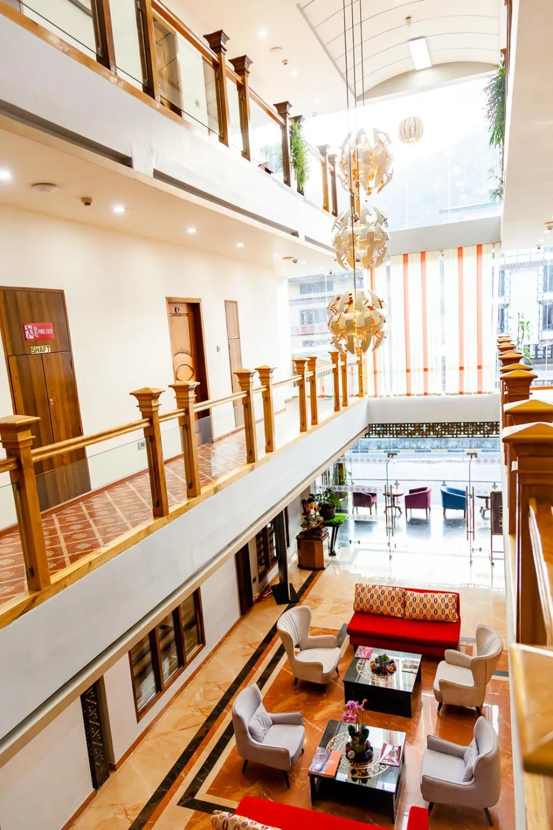Seating area in Tara Phendeyling Hotel