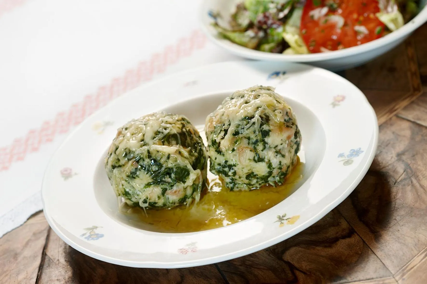 Restaurant/places to eat in Gasthof Löwen by Hotel Montafoner Hof