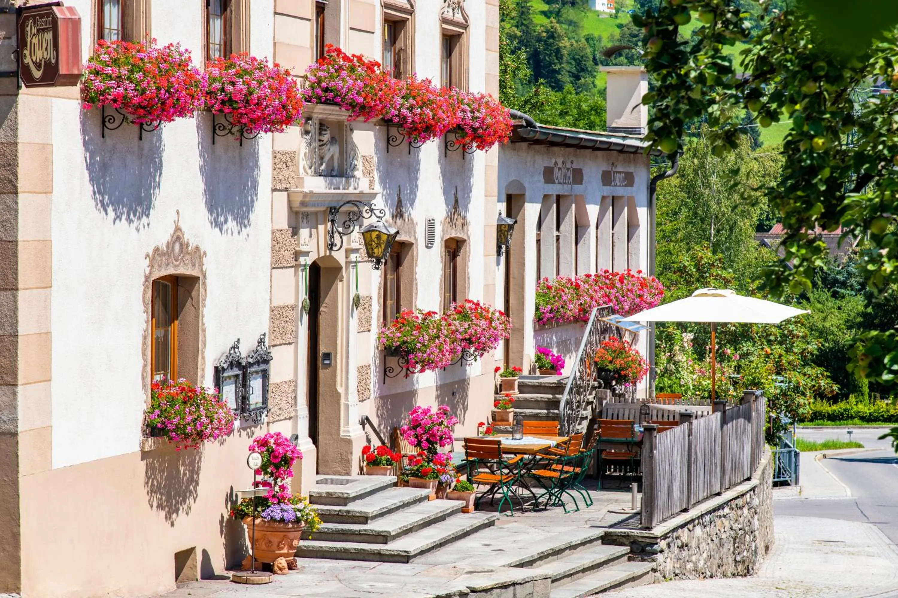 Property building in Gasthof Löwen by Hotel Montafoner Hof