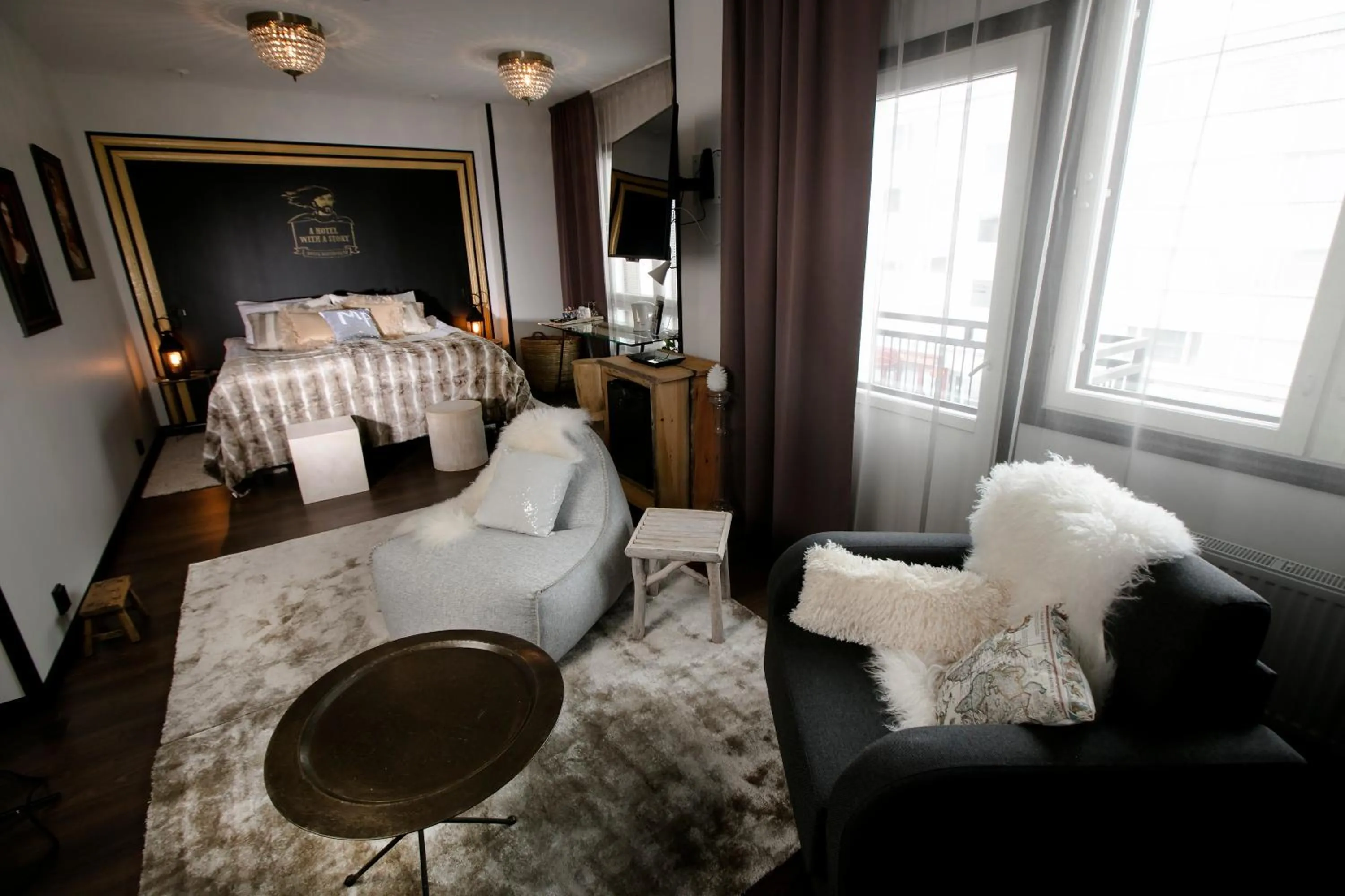 Photo of the whole room, Bed in Boutique Hotel Mustaparta